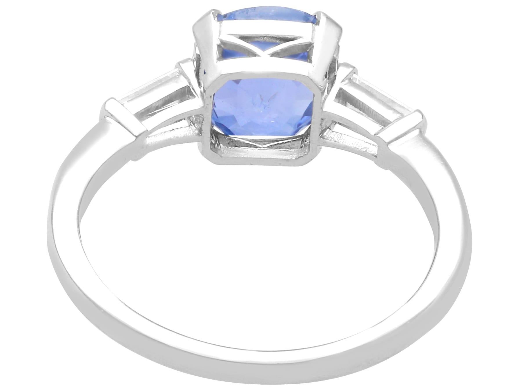 Saphir bleu de Ceylan et diamant, bague en platine Unisexe en vente
