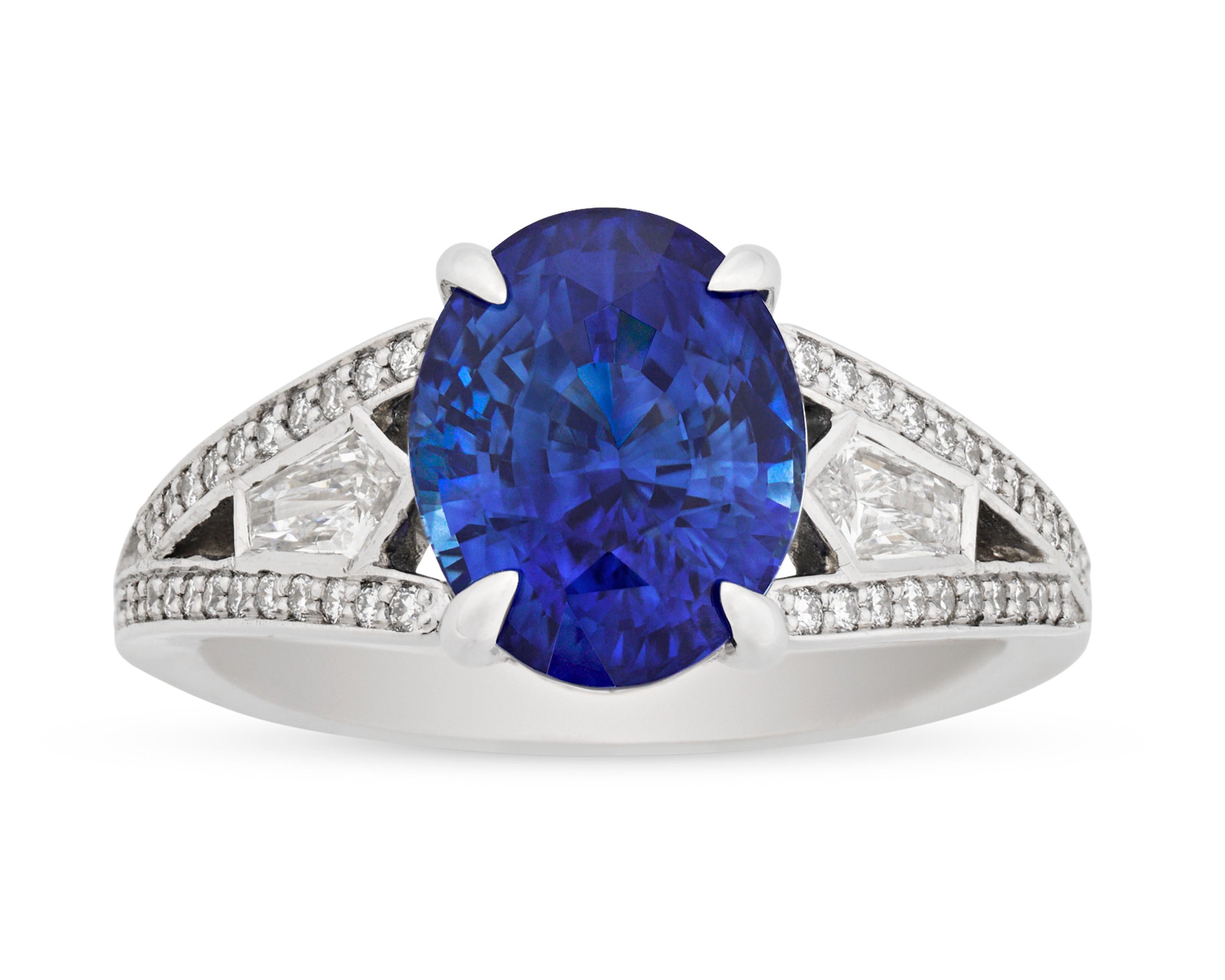 Brilliant Cut Blue Ceylon Sapphire Ring, 4.15 Carat