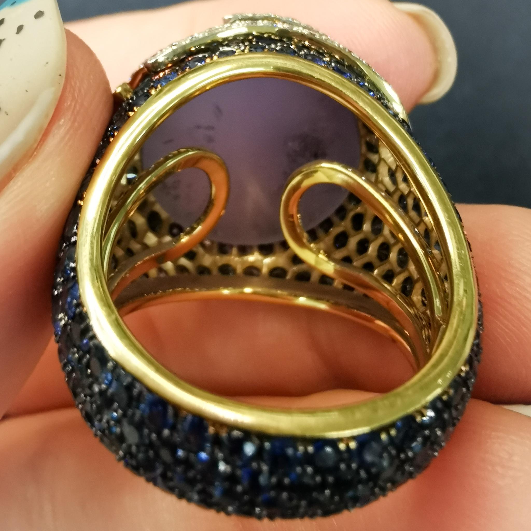 Cabochon Blue Chalcedony 24.47 Carat Sapphires Diamonds 18 Karat Gold Fuji Ring For Sale