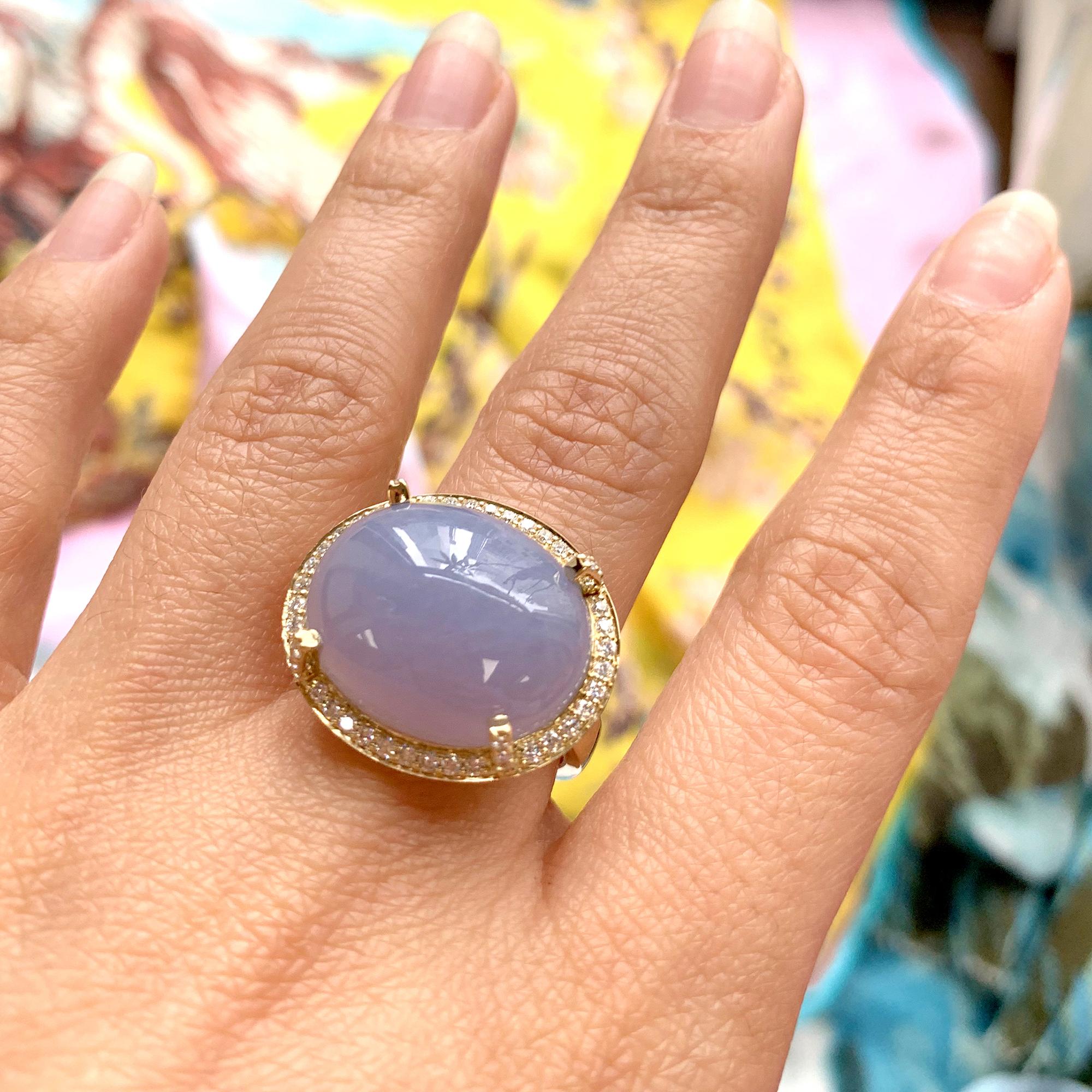 Blue Chalcedony Cabochon Ring with Diamonds in 18K Yellow Gold, from 'Rock ‘N Roll' Collection

Stone Size: 19 x 16 mm

Diamonds: G-H / VS, Approx. Wt.: 0.42 Cts
