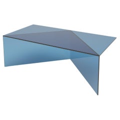 Table basse oblongue en verre bleu transparent de Sebastian Scherer