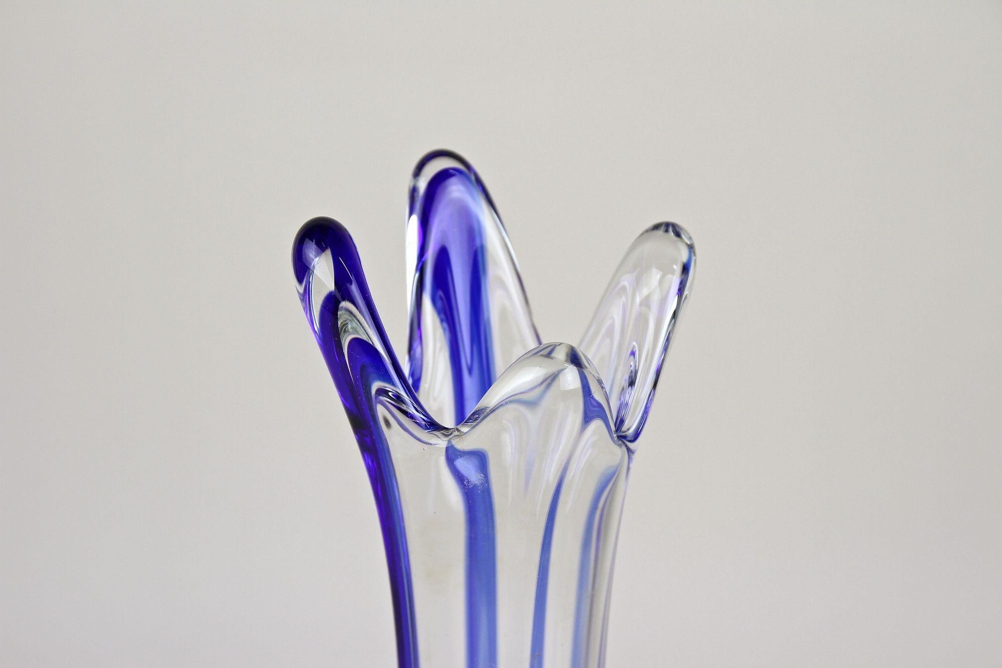 Blue/ Clear Murano Glass Vase, Late Mid Century - Italy ca. 1960/70 For Sale 5