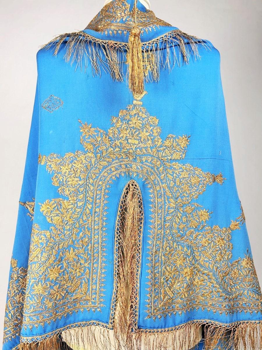 Blue Cloak embroidered with gold Zari - India for the European market Circa 1870 For Sale 2
