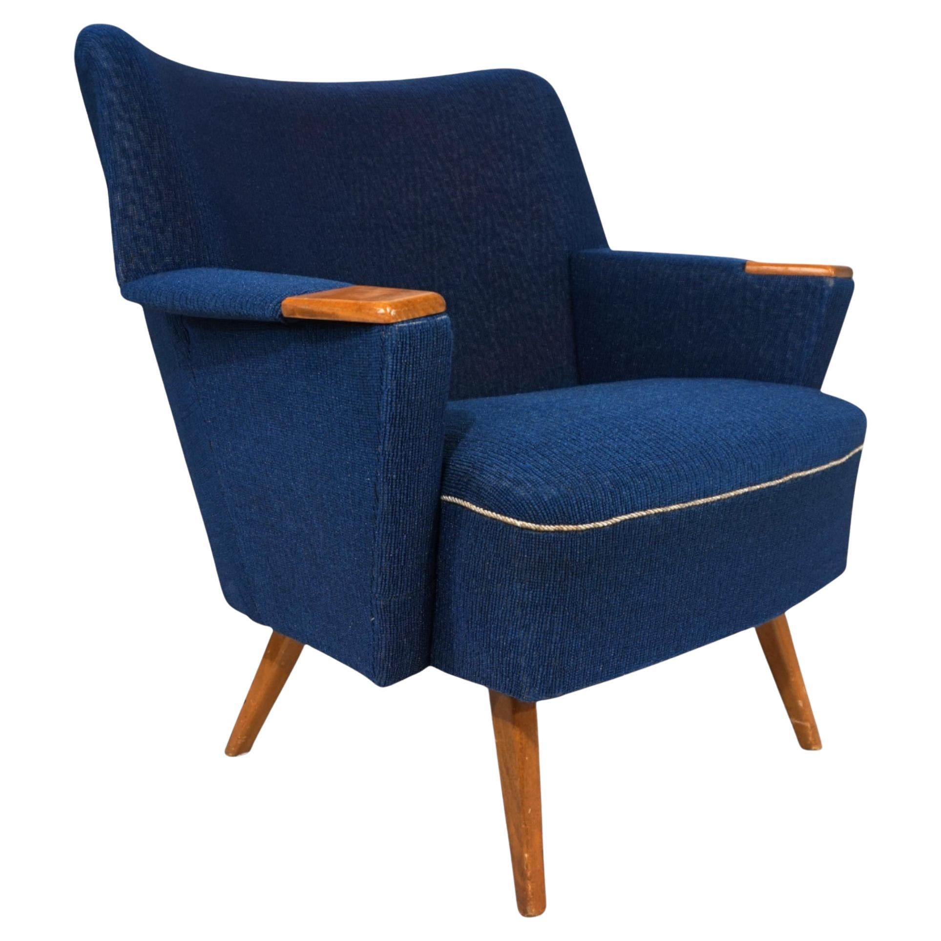 Blue cocktail chair MCM, 1950 For Sale