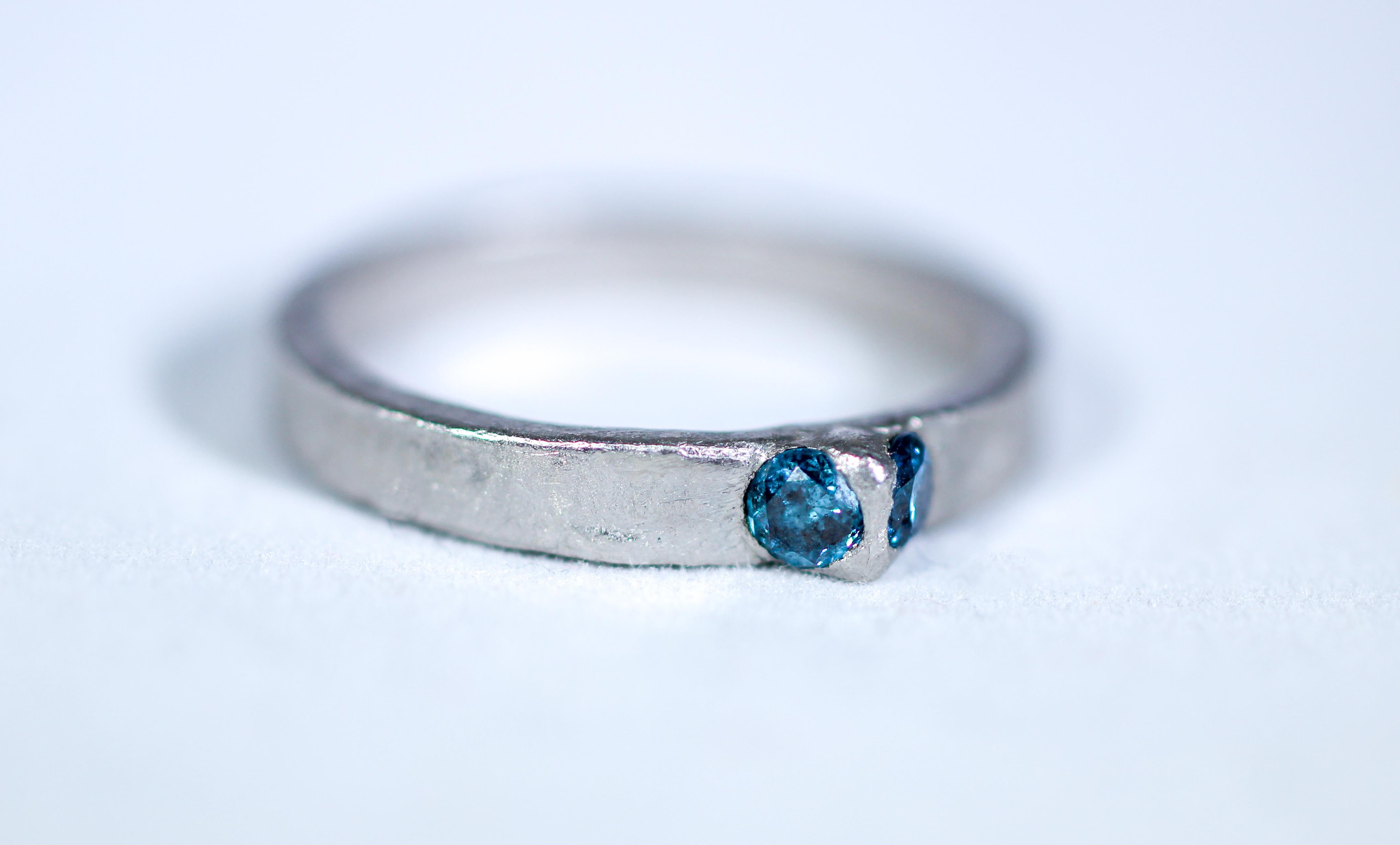 Round Cut Blue Color Diamonds Platinum Alternative Engagement Bridal Handmade Ring For Sale