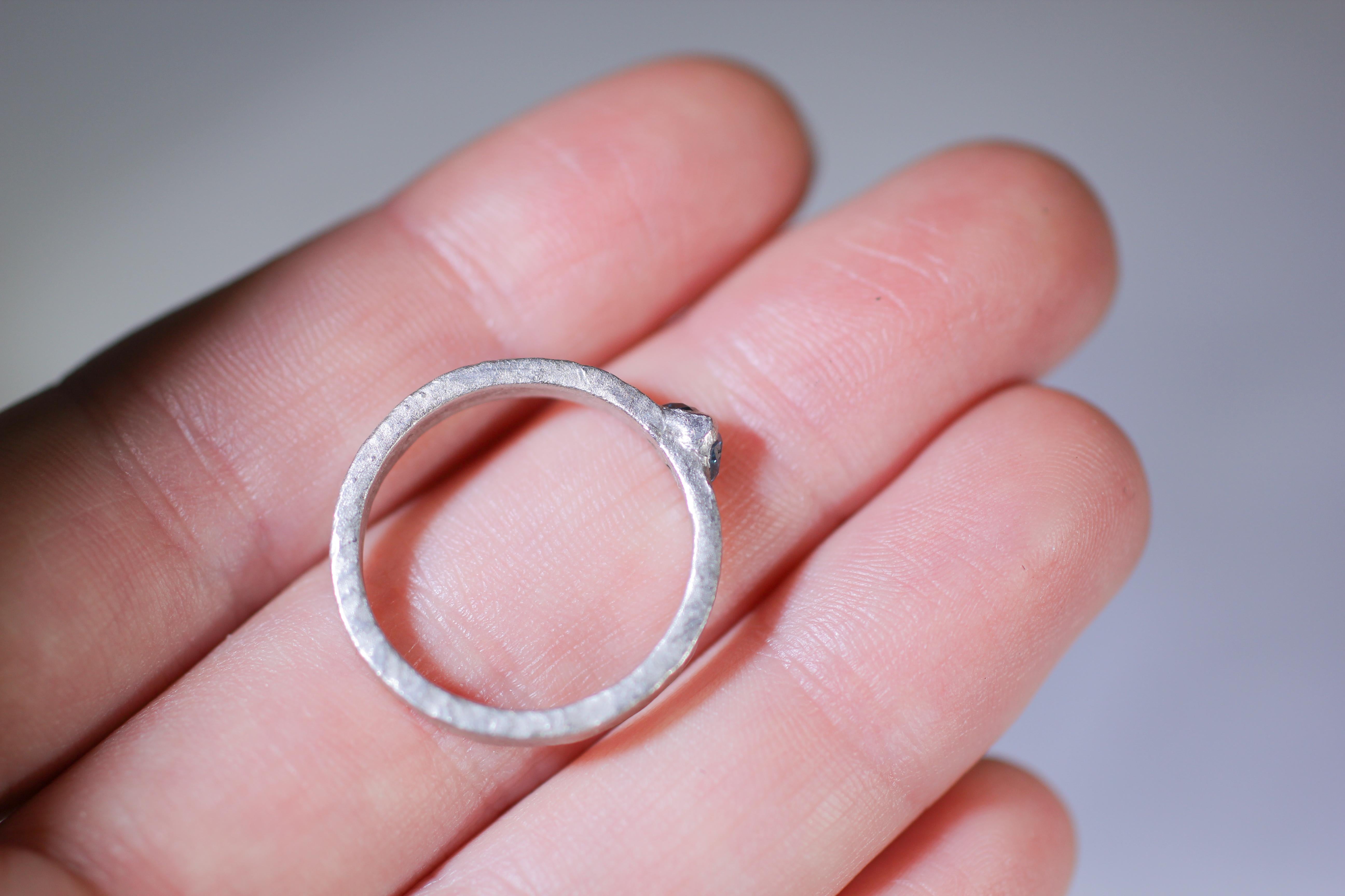 Women's or Men's Blue Color Diamonds Platinum Alternative Engagement Bridal Handmade Ring For Sale