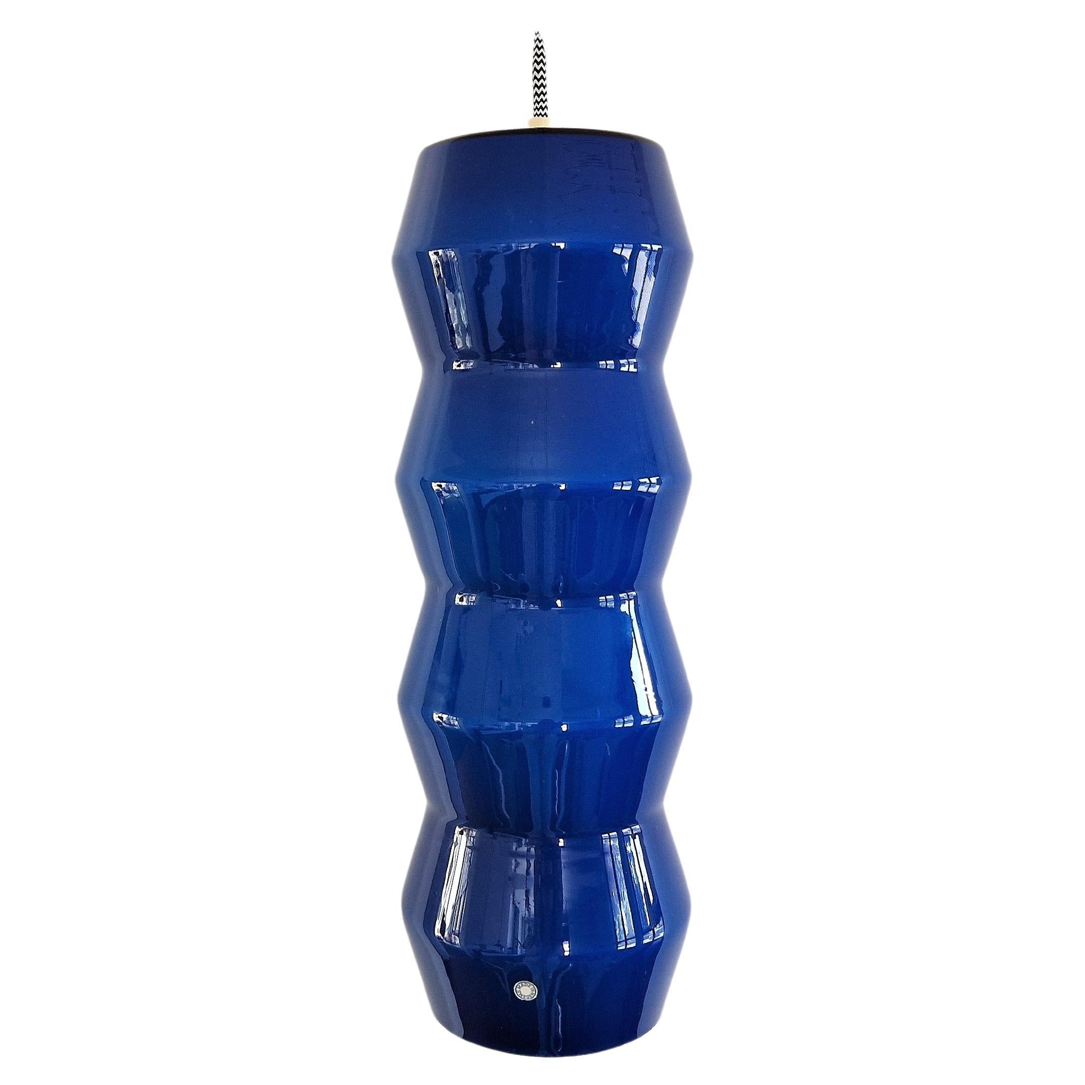 Lampe à suspension en verre de Murano de couleur bleue, Suède, années 1960 en vente
