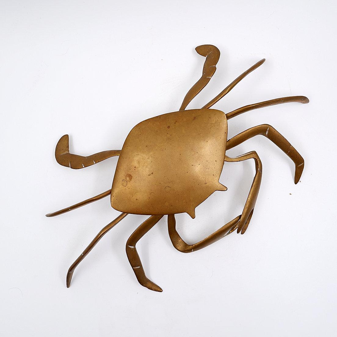Boîte à bibelots en laiton en forme de crabe bleu, années 1960 en vente 4