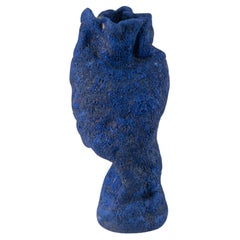 Vase en étain bleu d'Alex Muradian