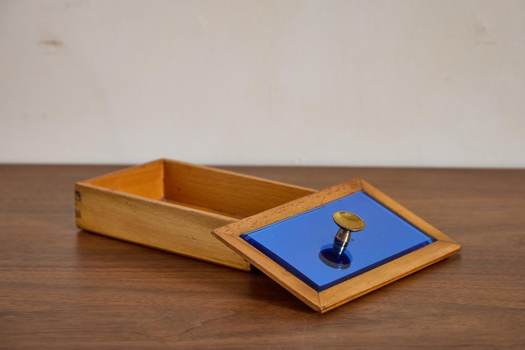 Caja Cristal Arte Azul en Bueno estado para la venta en Beverly Hills, CA