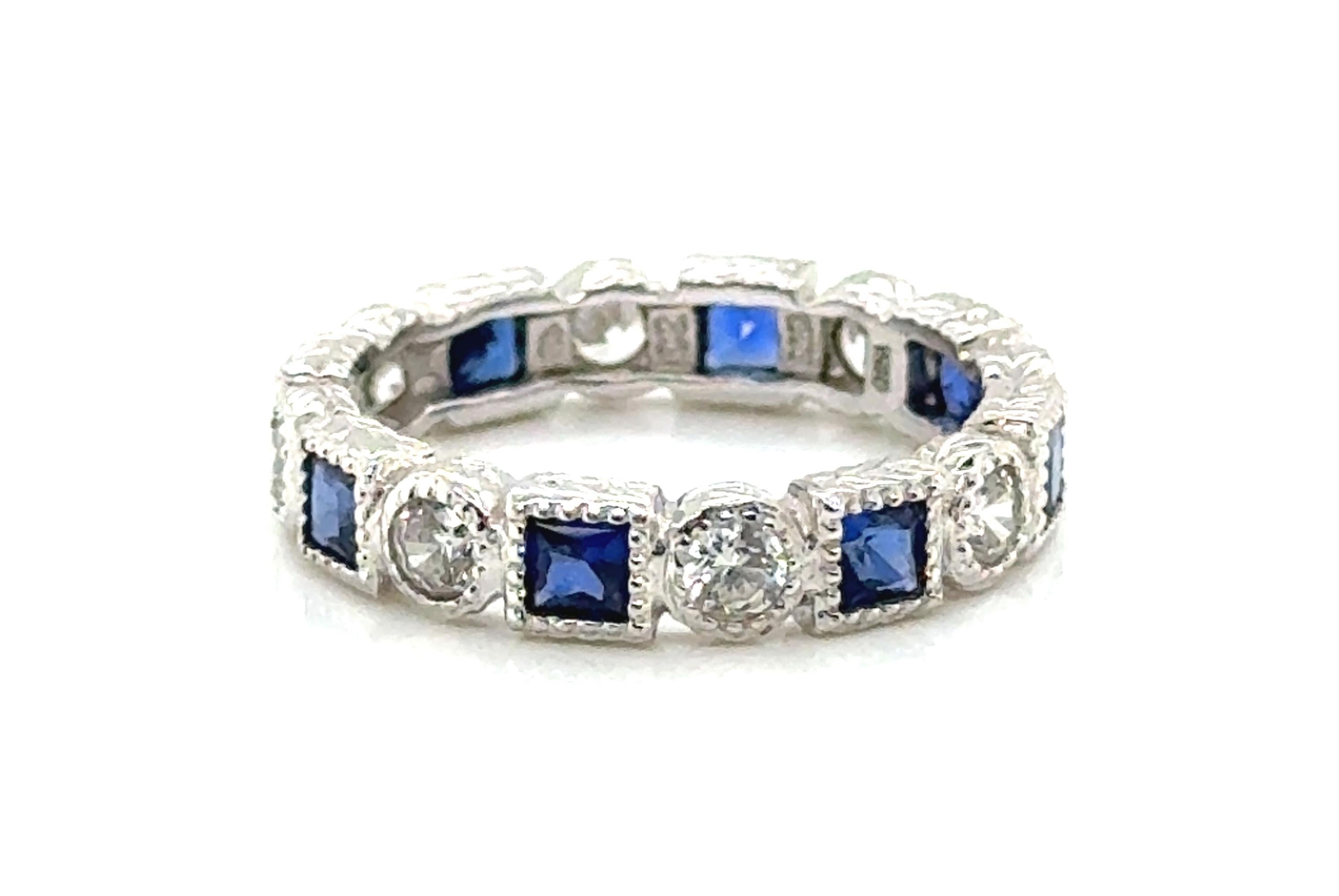 Blauer Cubic Zirkonia Eternity Band Ehering Sterling Silber Größe 6,25 im Angebot