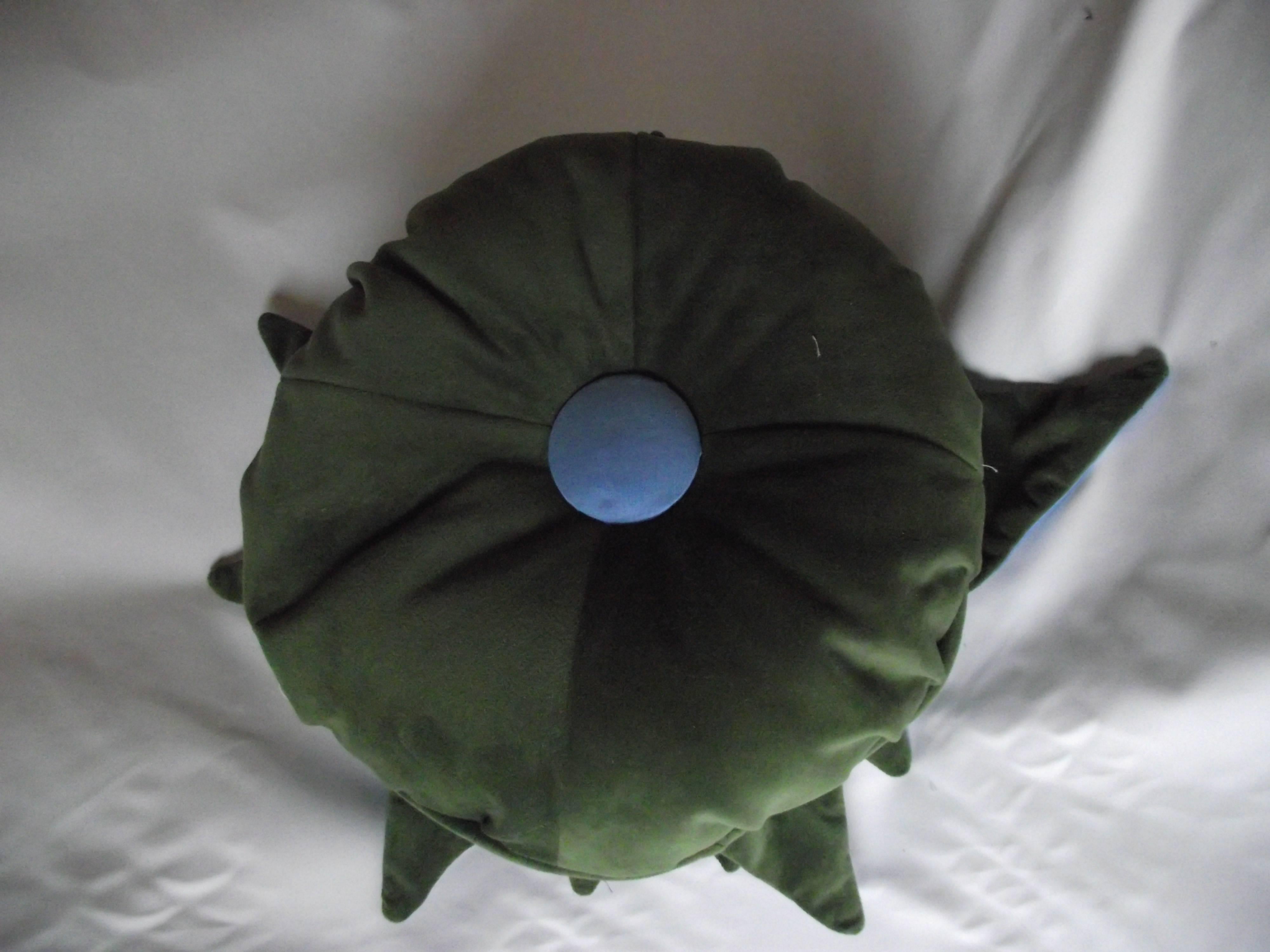 American Classical Blue Dahlia Throw Pillow, Unusual Throw Pillow, Blue Silk & Green Velvet Pillow For Sale