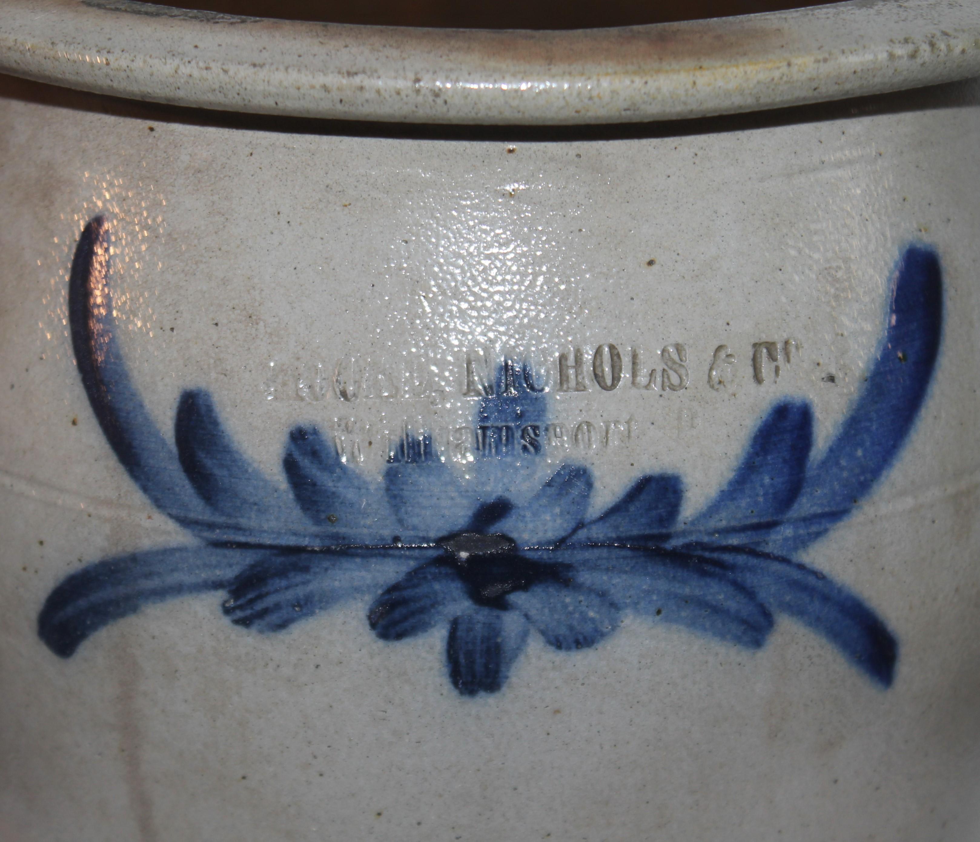 Blue decorated crock Moore, Nichols Co. Crock, Williamsport, PA. Stoneware crock. Great condition. Deep blue floral pattern, 1850-1890.