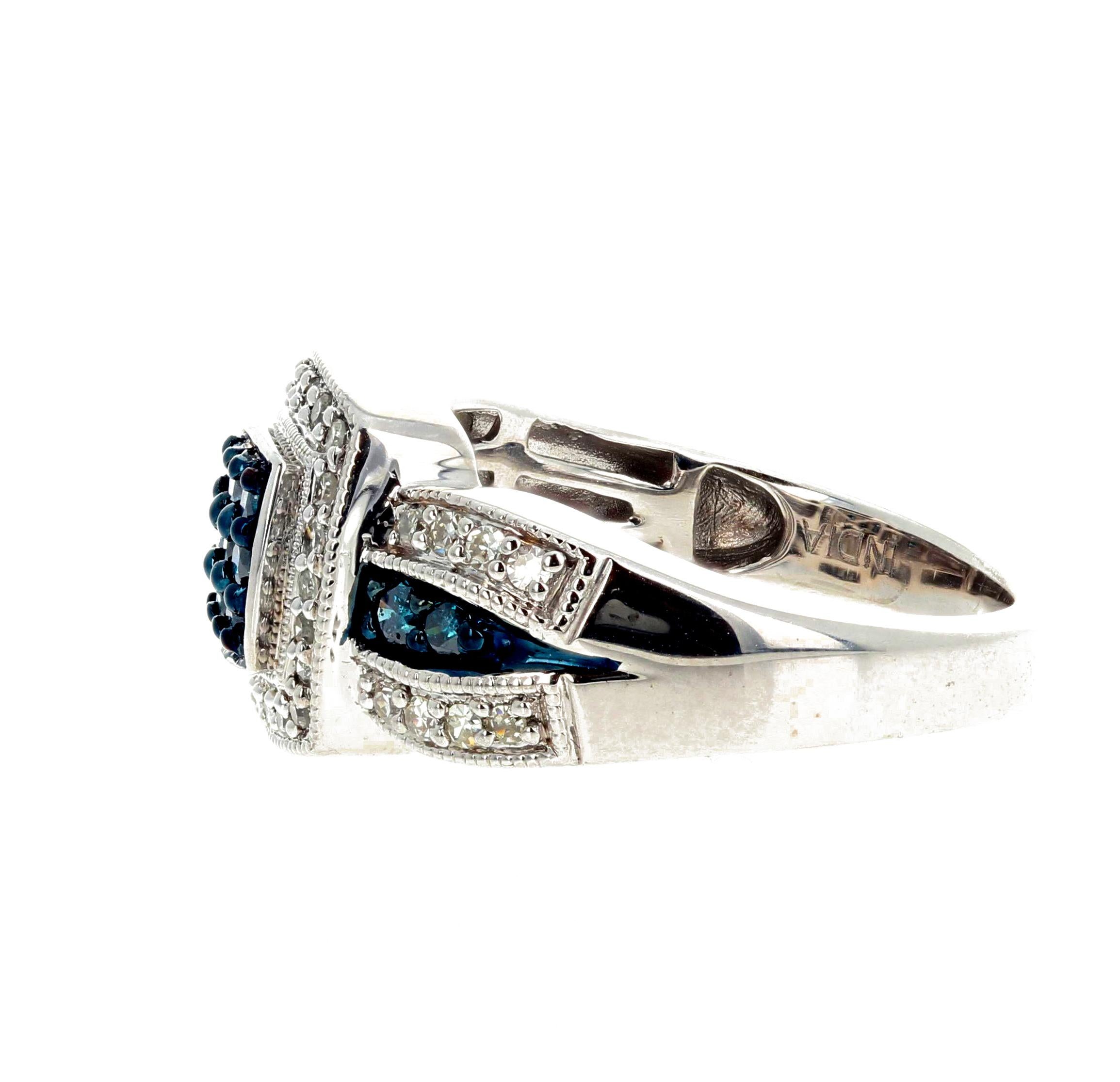 Round Cut Gemjunky Blue Diamond and White Diamond Ring