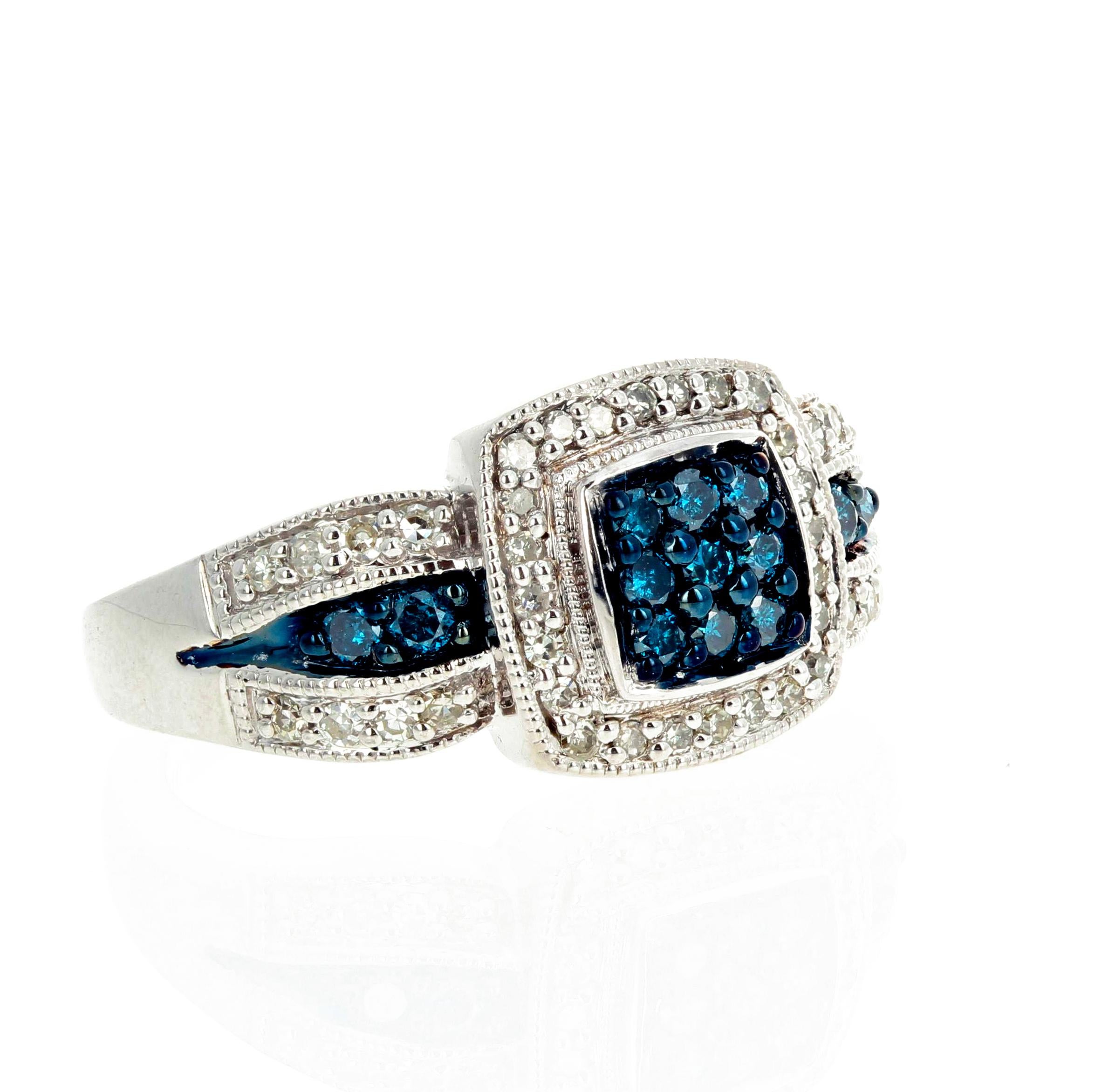 Women's Gemjunky Blue Diamond and White Diamond Ring