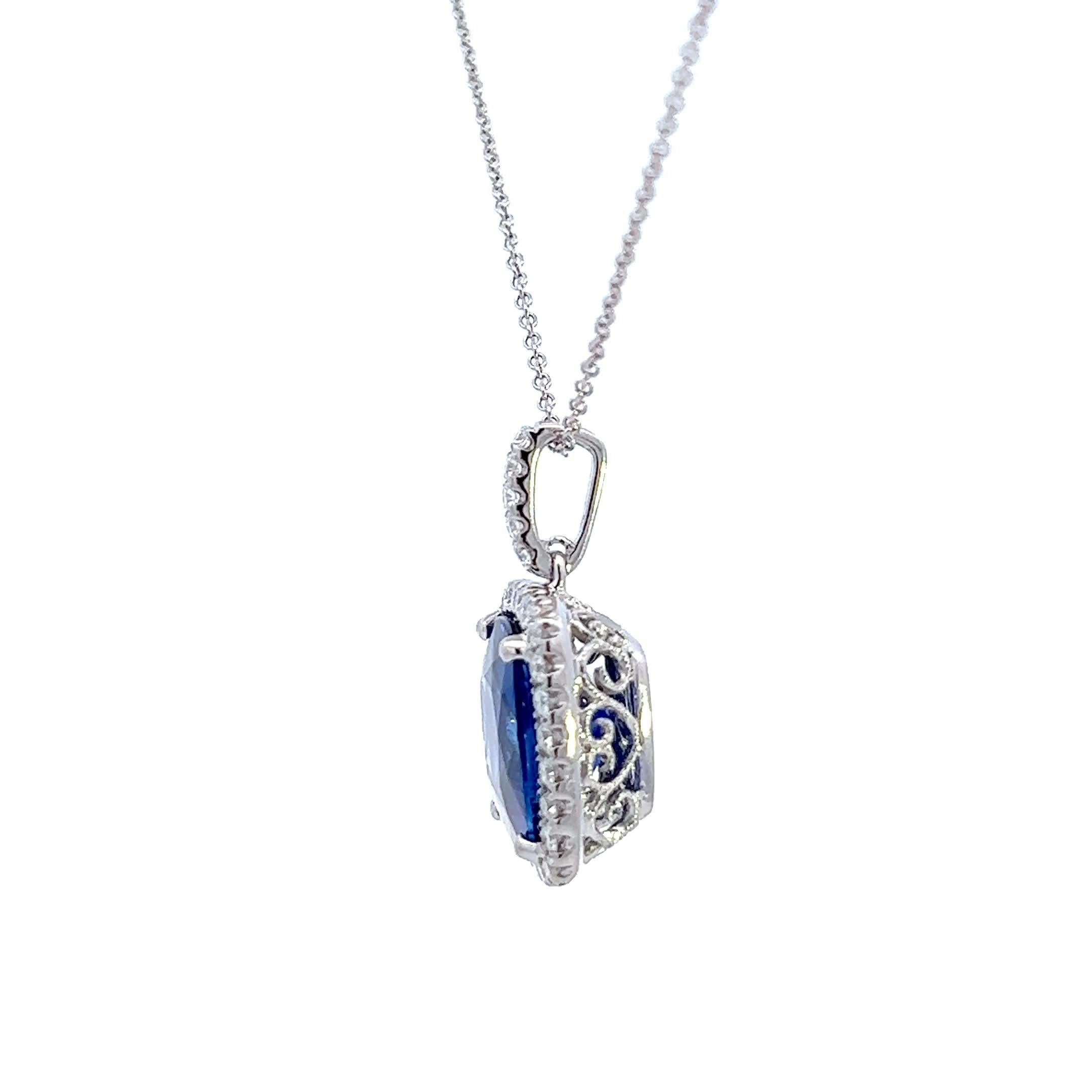 Blauer Diamant Eleganz im Angebot 1