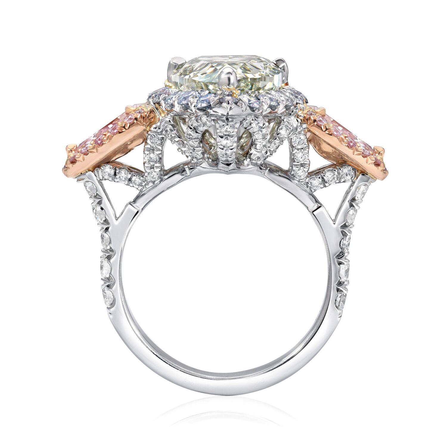 Anillo de Cóctel de Diamantes de Fantasía Ultra Raros - Regalo Obra Maestra de Coleccionistas de Lujo Moderno en venta