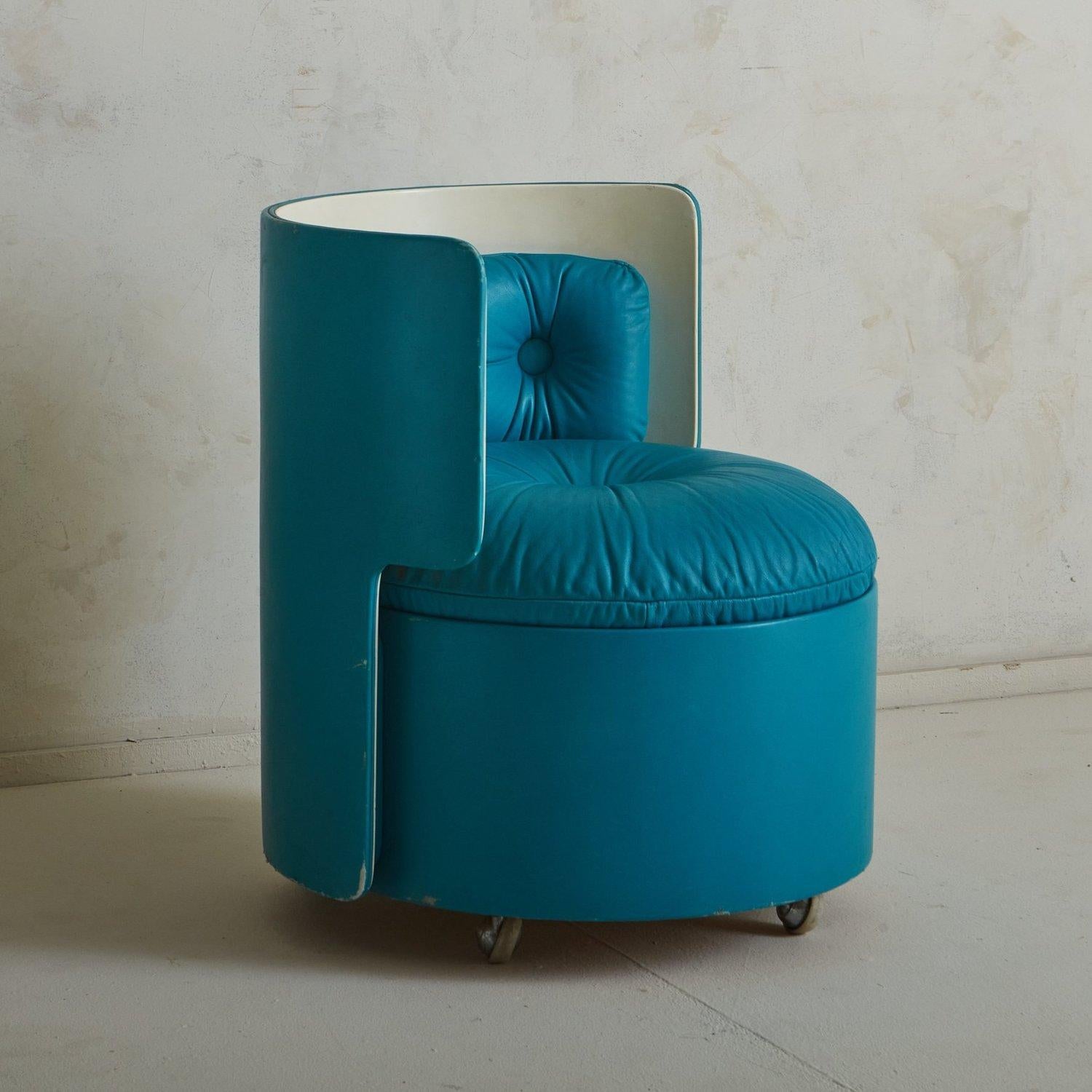 Mid-Century Modern Blue ‘Dilly Dally’ Chair by Luigi Massoni for Poltrona Frau, Italy 1968 For Sale