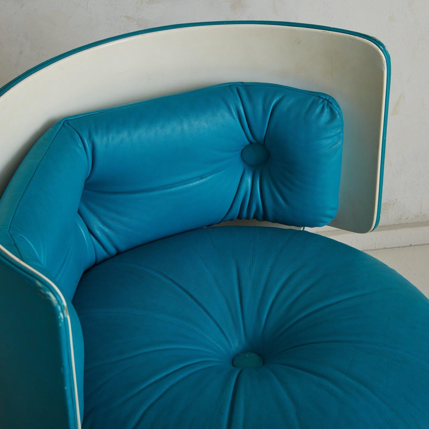 Mid-20th Century Blue ‘Dilly Dally’ Chair by Luigi Massoni for Poltrona Frau, Italy 1968 For Sale