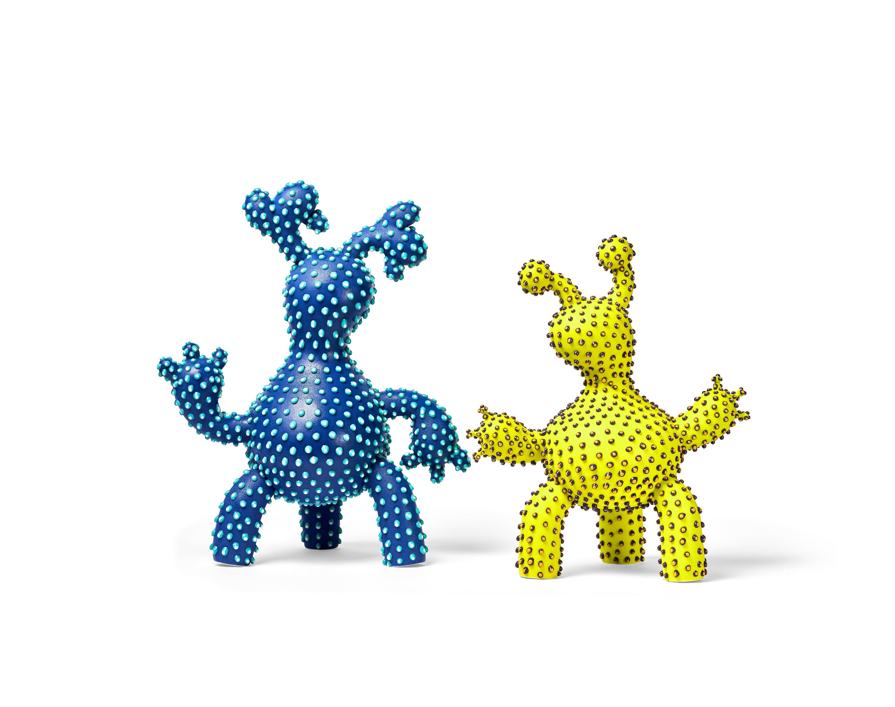 Escultura de conejo de puntos azules, Ahryun Lee Porcelana en venta