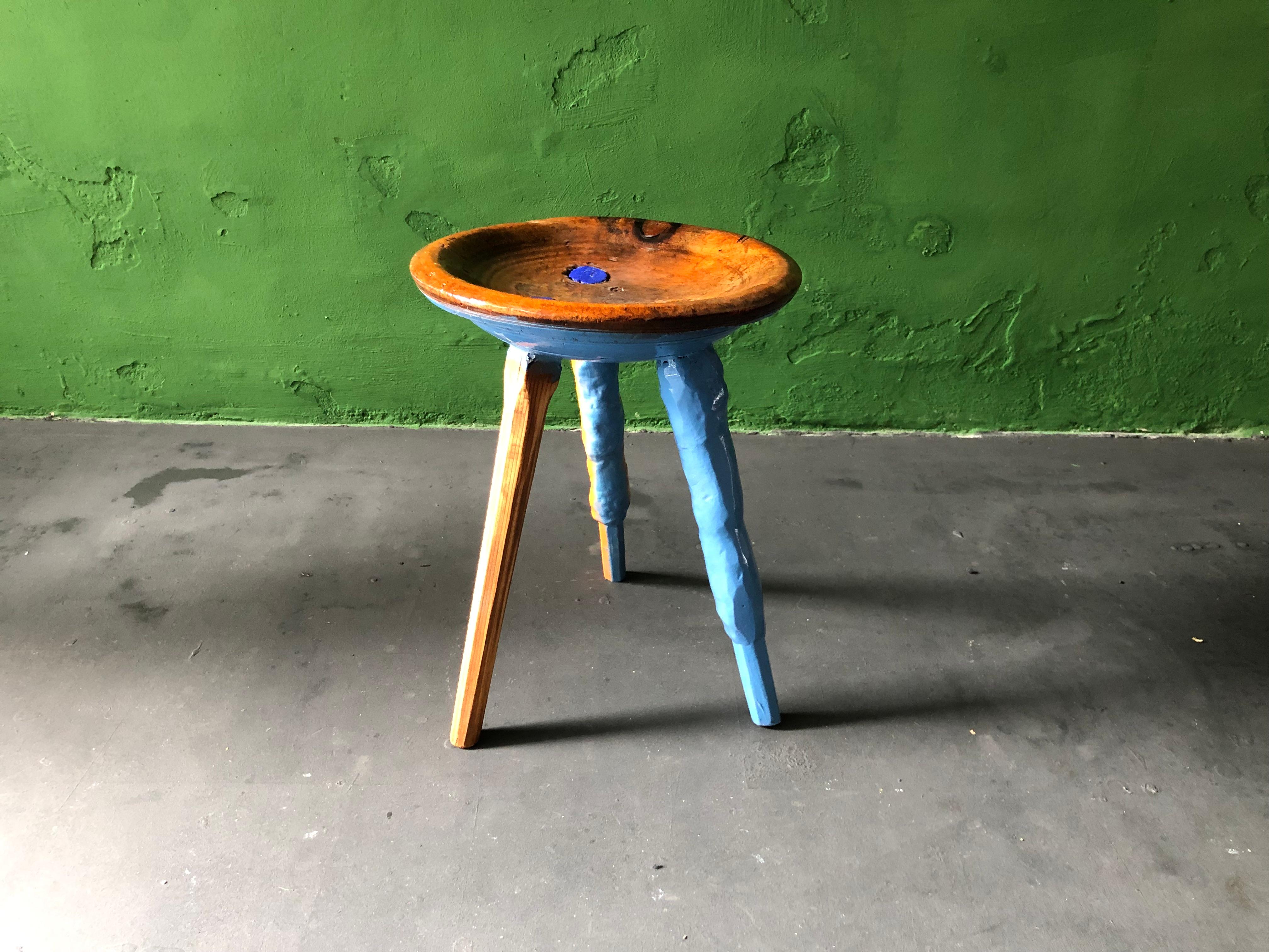 blue dotted Stool by Markus Friedrich Staab In Good Condition For Sale In Frankfurt am Main, DE