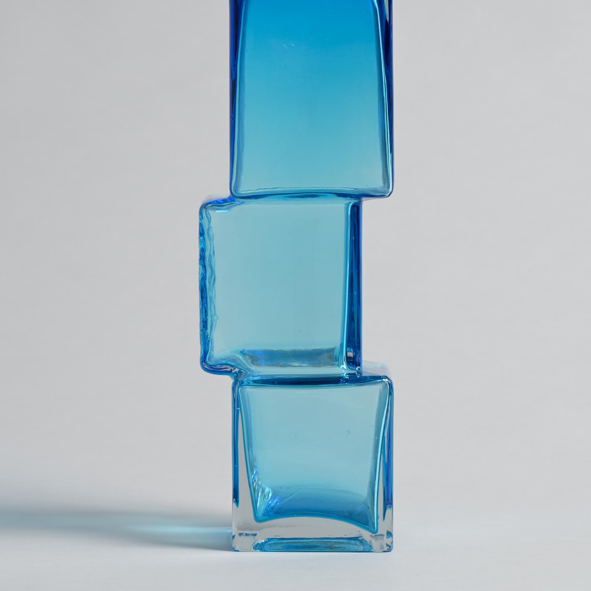 Blue Drunken Bricklayer Vase by Geoffrey Baxter for Whitefriars Glass in vendita 5