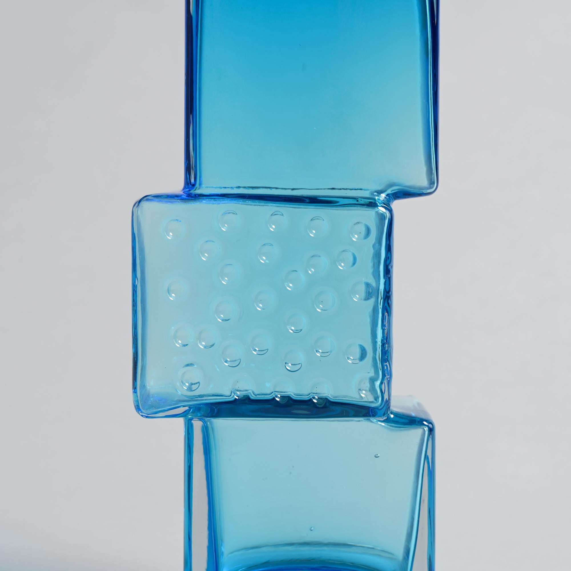 Blue Drunken Bricklayer Vase by Geoffrey Baxter for Whitefriars Glass in vendita 8