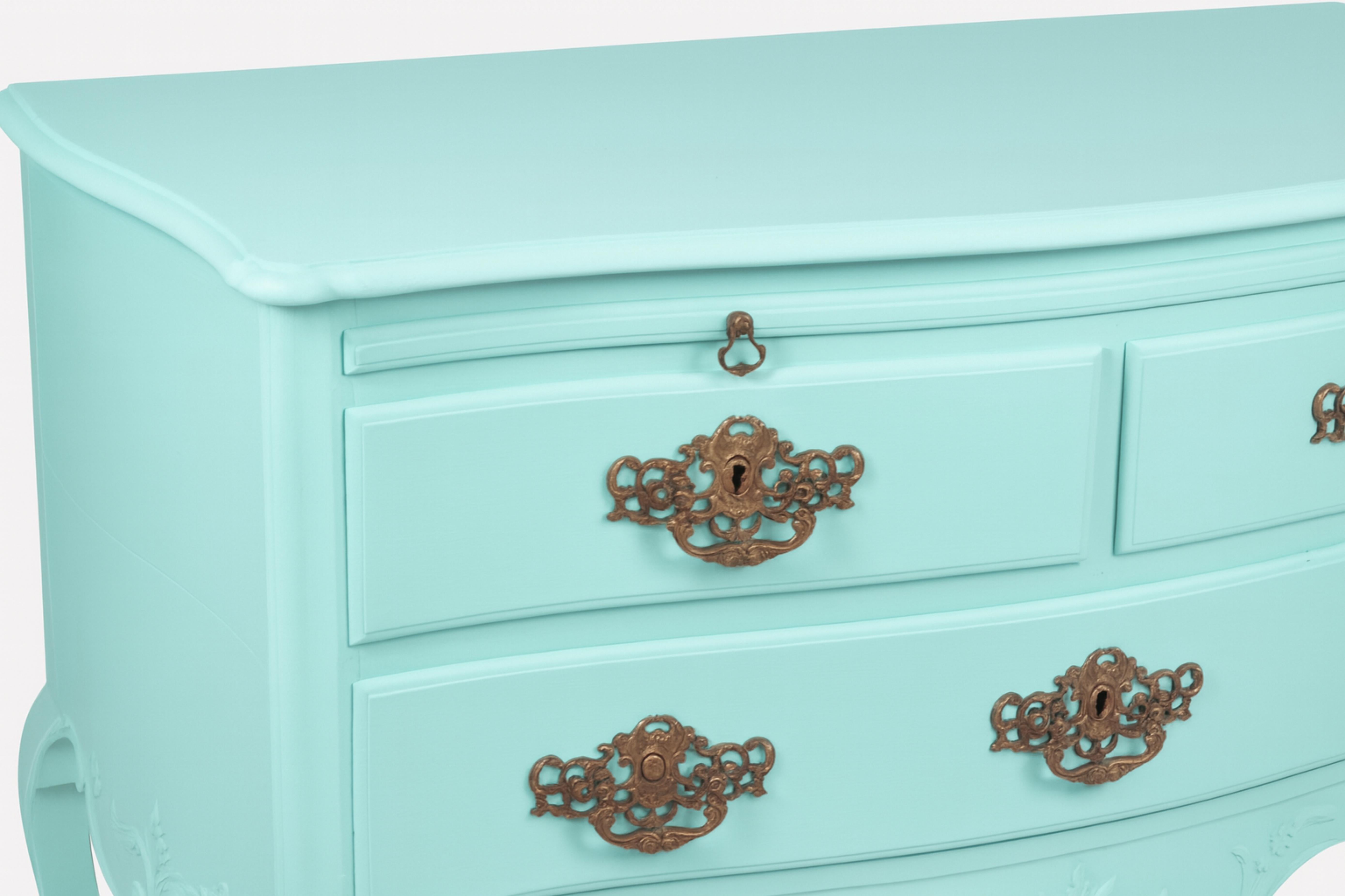 Blue Egg Baroque Commode, 18th Century en vente 2