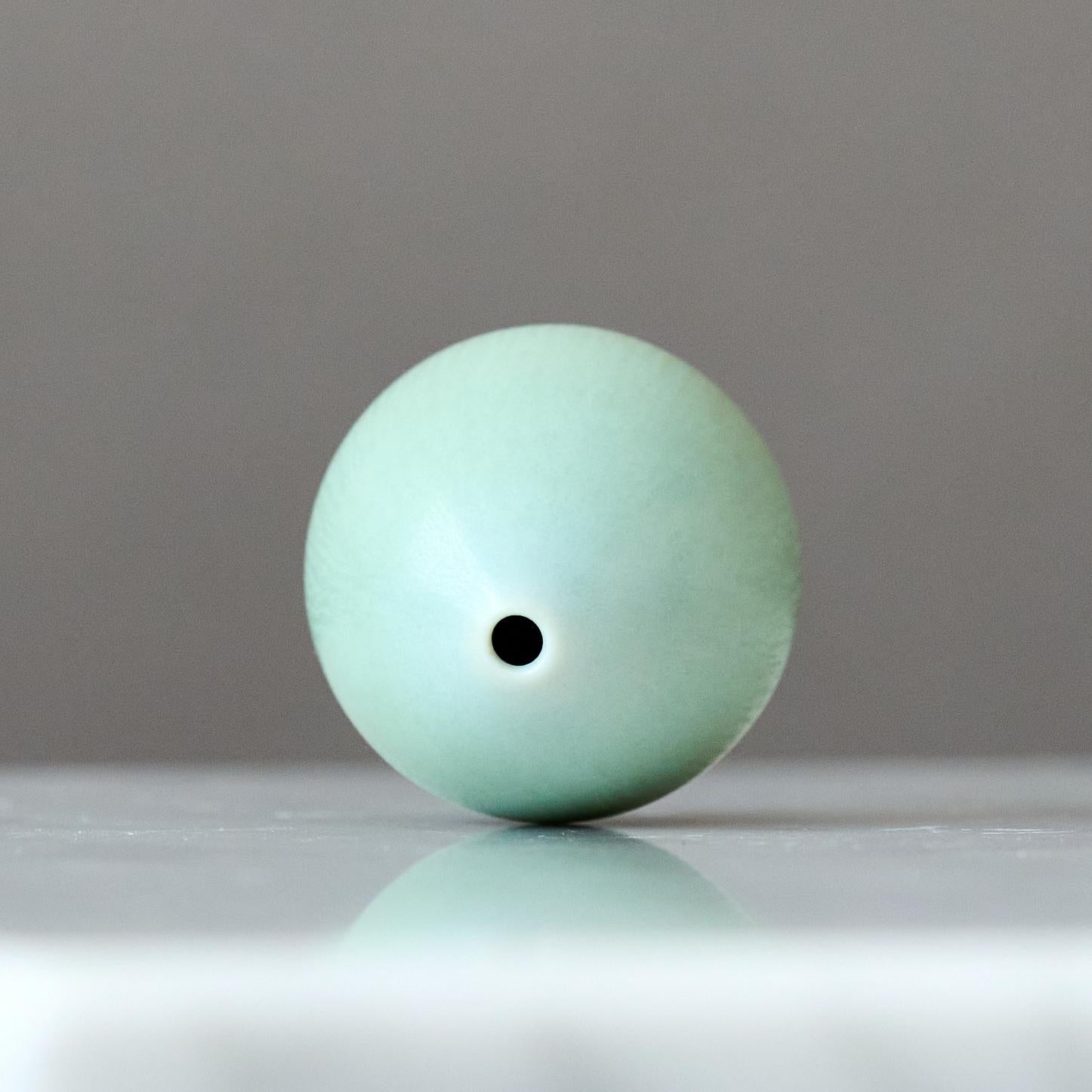 Swedish Blue Eggshaped Stoneware Vase Berndt Friberg. Gustavsberg Studio, Sweden 1960s For Sale