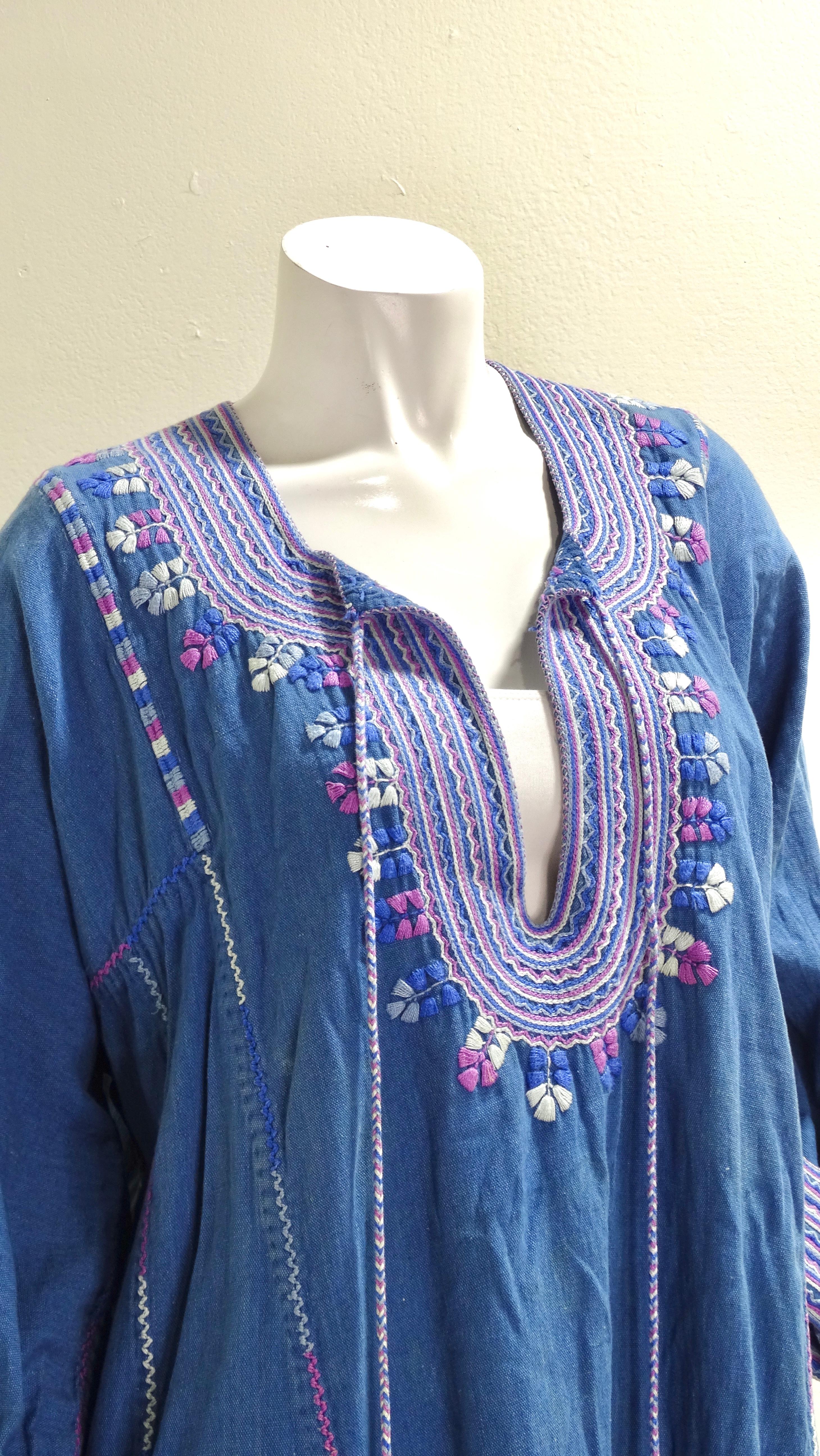 You can't go wrong with this vibrant and denim-look kaftan. It would be a perfect addition to your closet as the blue and purple will instantly lift your mood. Do not miss details like the fully embroidered sleeve-cuffs and neckline, embroidered
