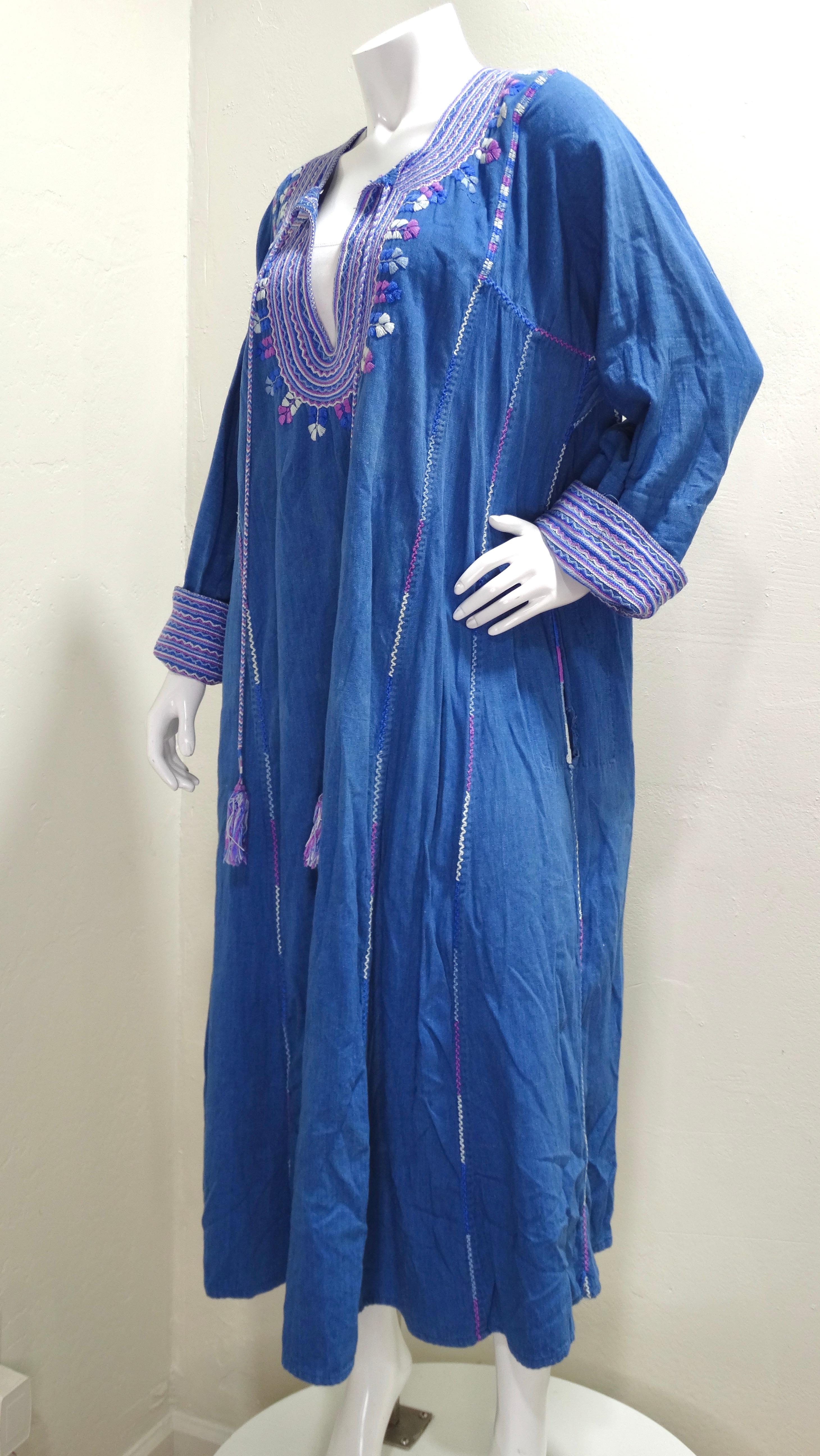 Women's Blue Embroidered 1970's Kaftan