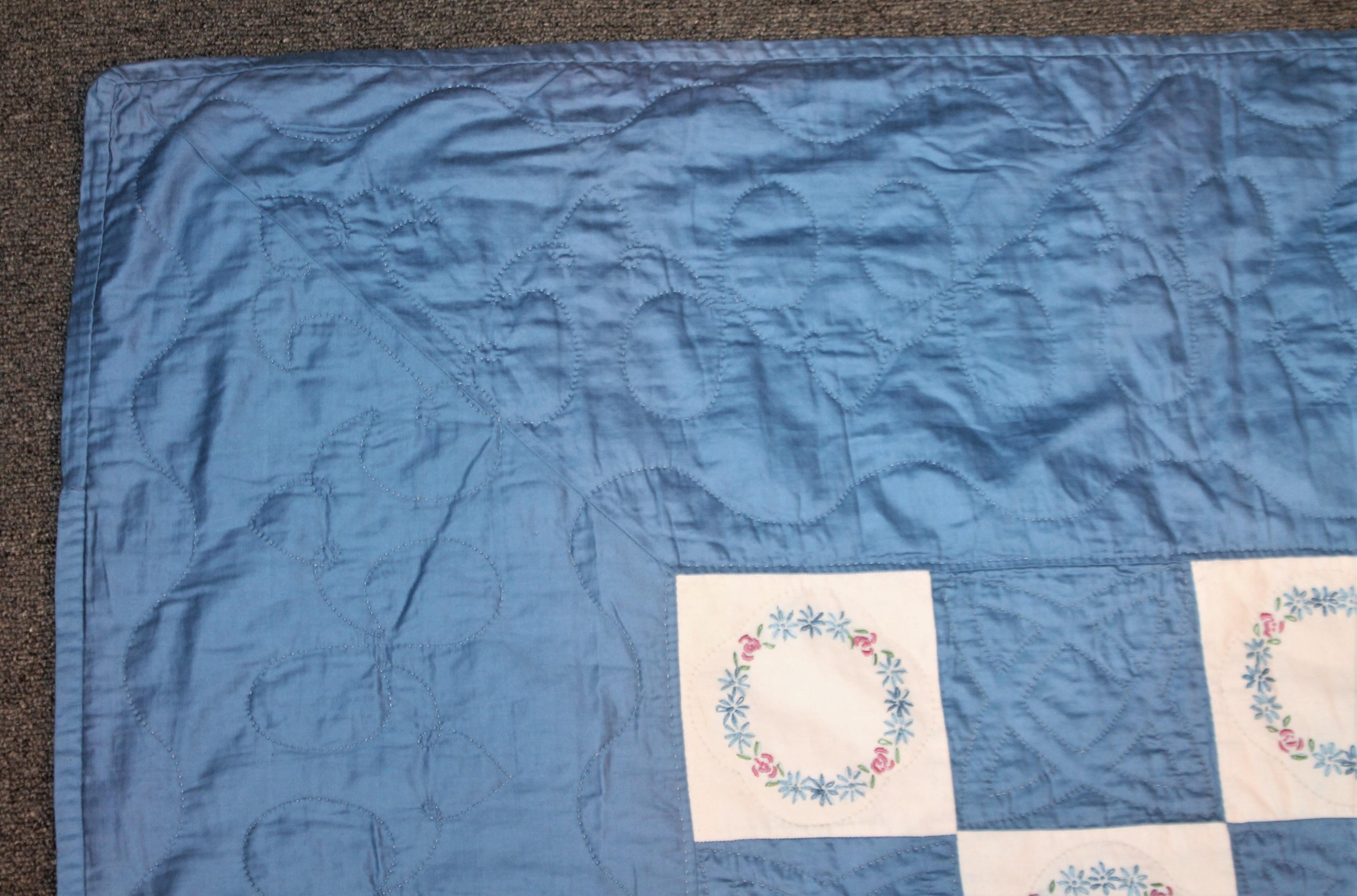 Hand-Crafted Blue Embroidered Floral Wreath Quilt, Polished Cotton For Sale