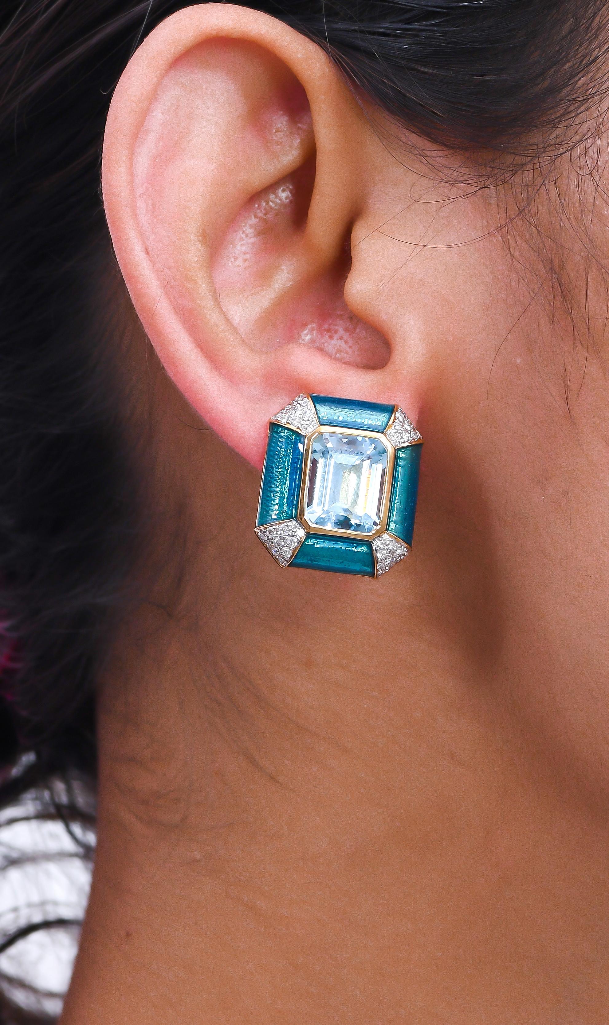 Radiant Cut Blue Enamel 11.34 Carat Sky Blue Topaz Diamond 18 Karat Yellow Gold Stud Earring
