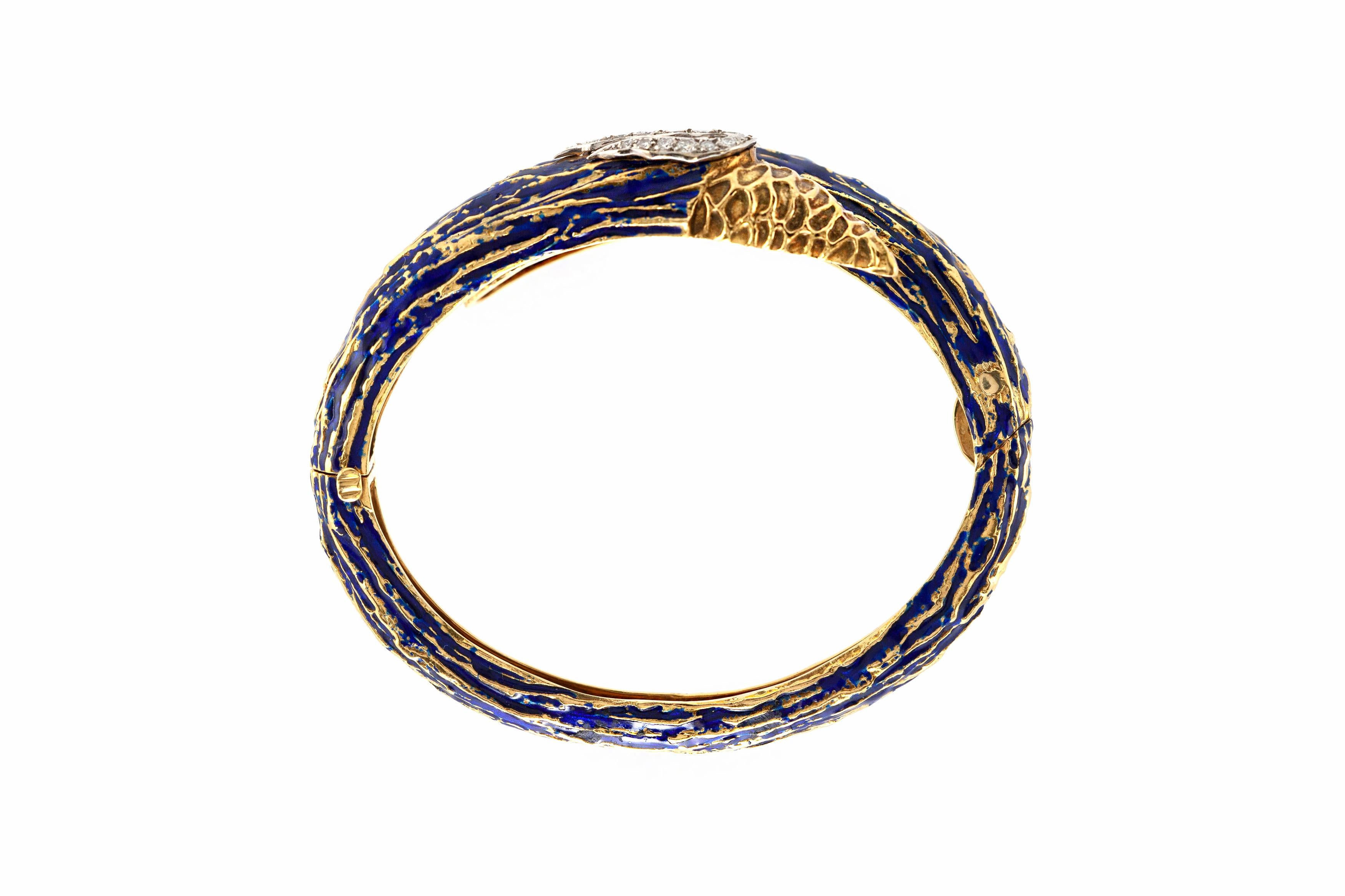 Taille ronde Bracelet jonc serpent en diamants de 1,80 carat en vente