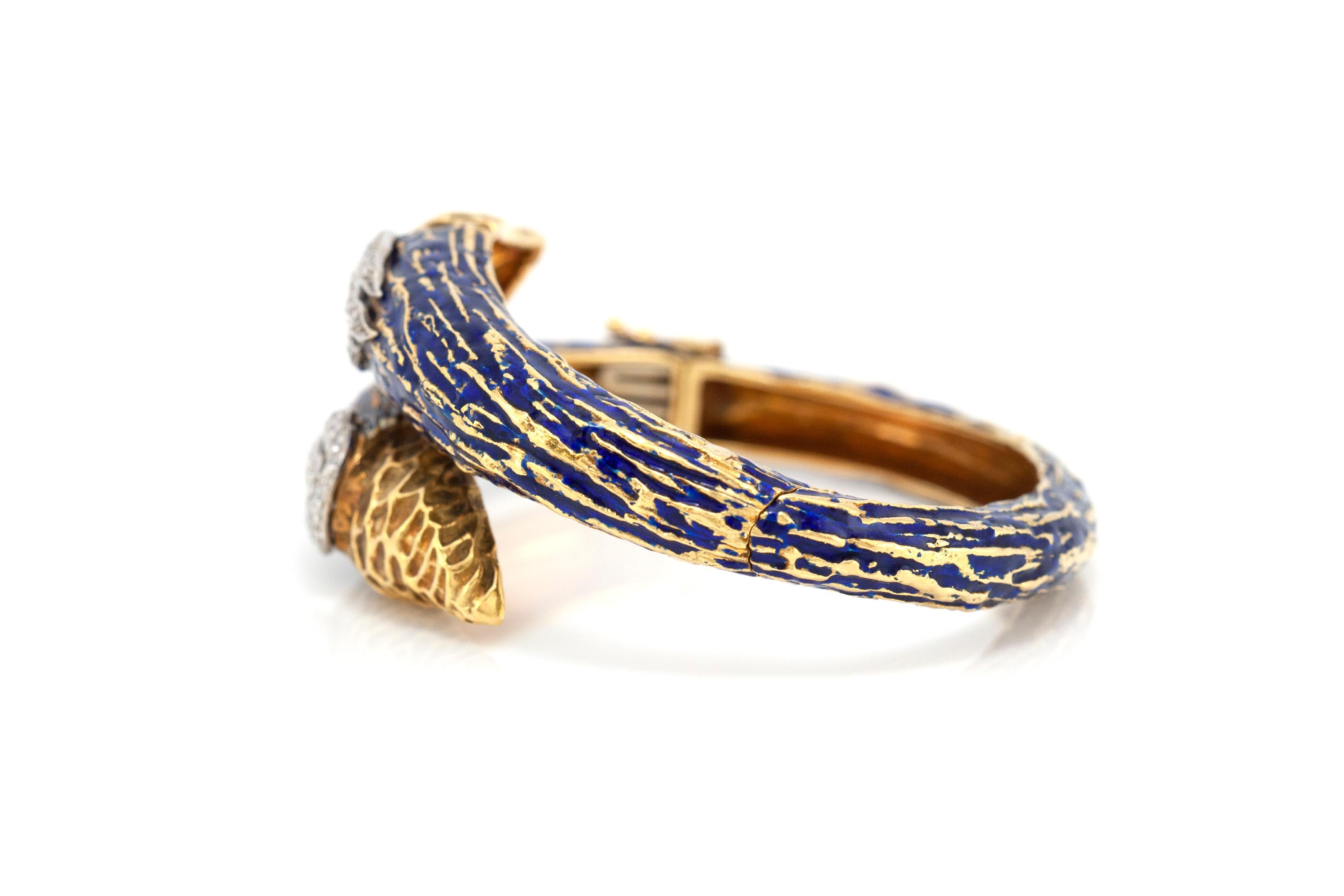 Bracelet jonc serpent en diamants de 1,80 carat Excellent état - En vente à New York, NY