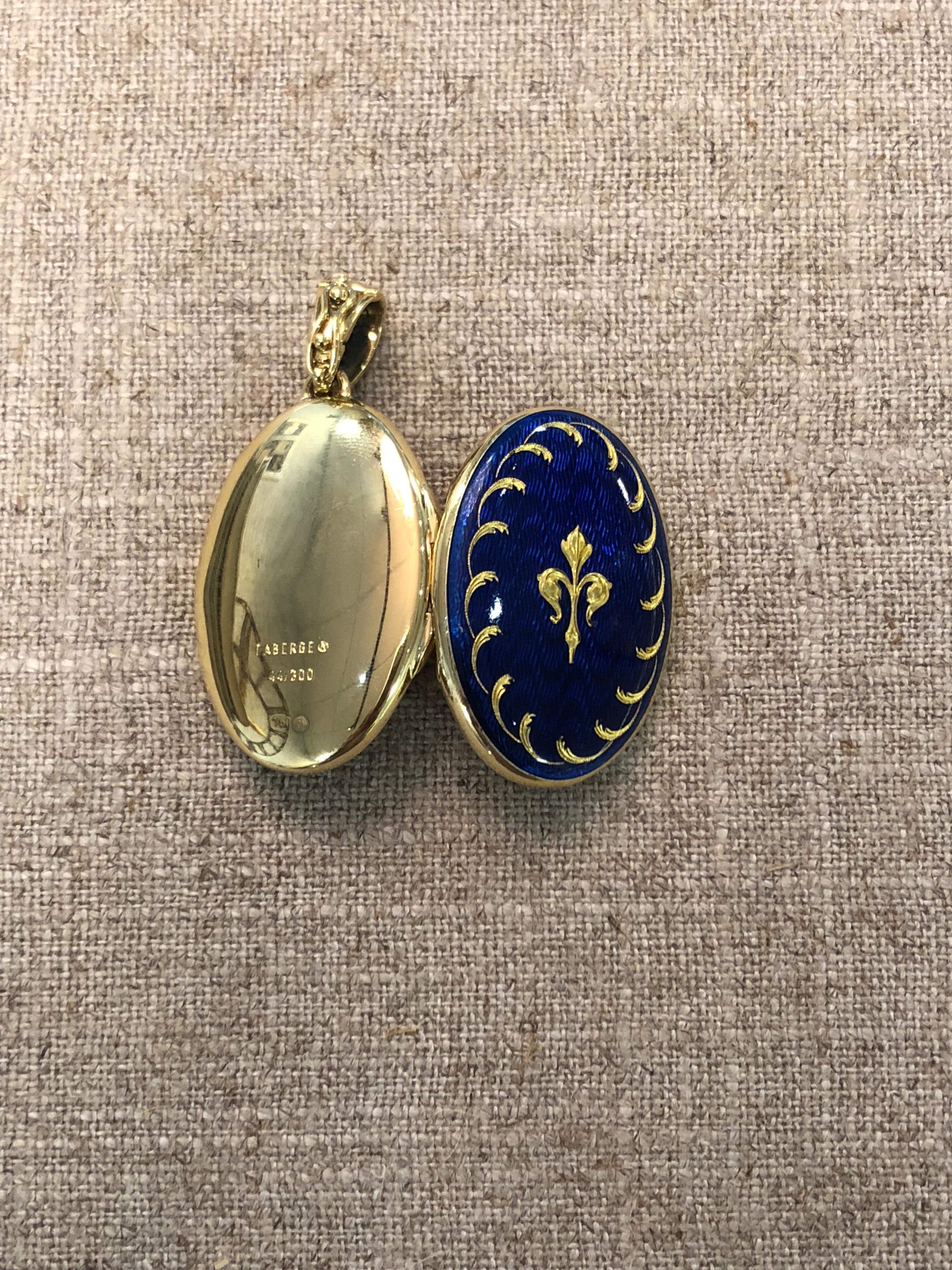 Women's or Men's Blue Enamel 18 Karat Yellow Gold Faberge Pendant