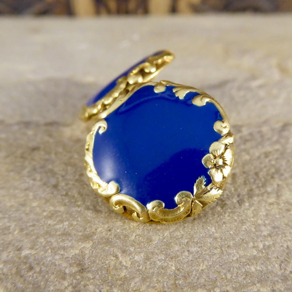 These lovely French cufflinks have a beautifully intricate Gold feature design, creating a frame around the blue enamel. Hand crafted in the Victorian era, these gorgeous antique cufflinks are of great quality and made with 18ct Yellow