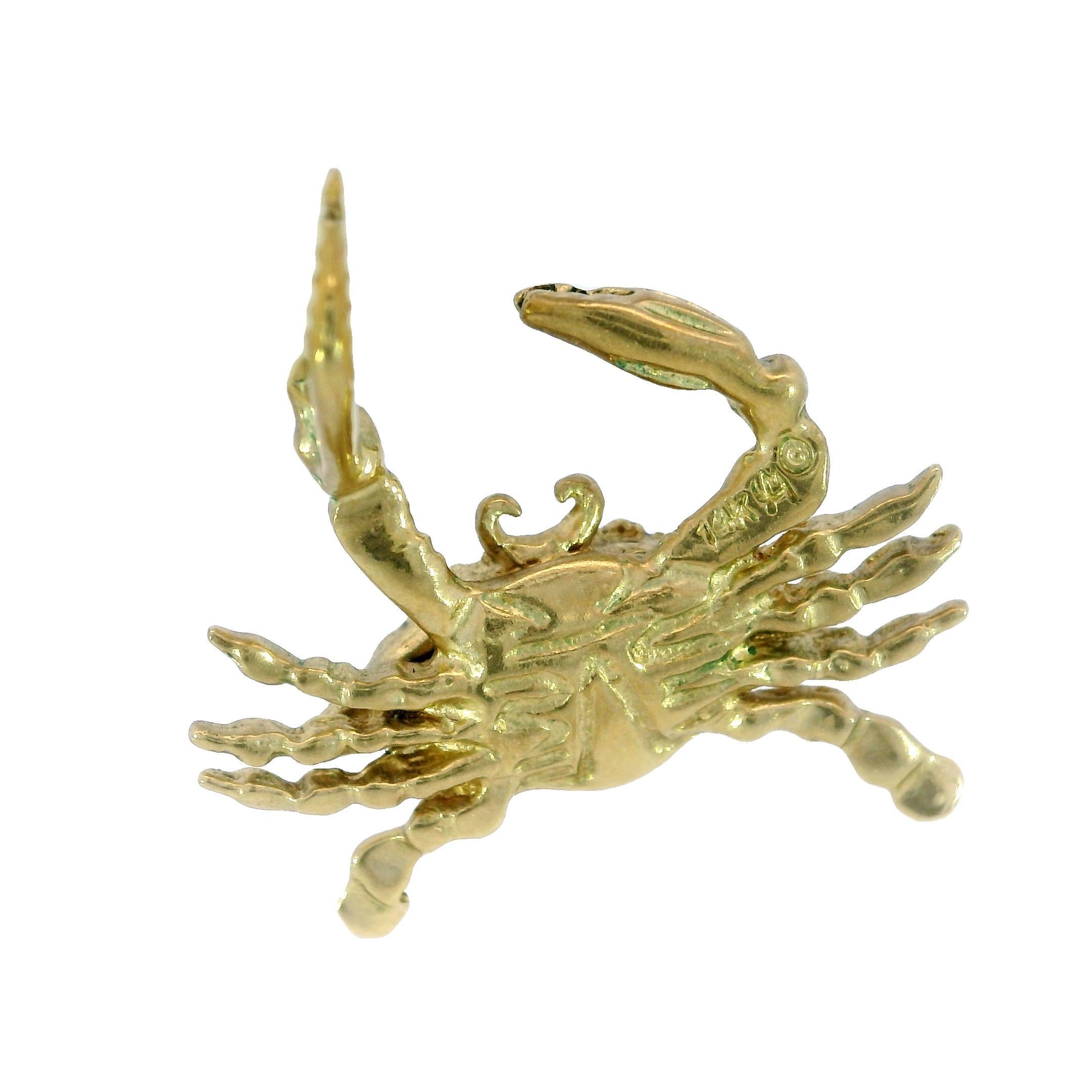 Blauer Emaille-Crab Charm-Anhänger 14K Gelbgold (Moderne) im Angebot