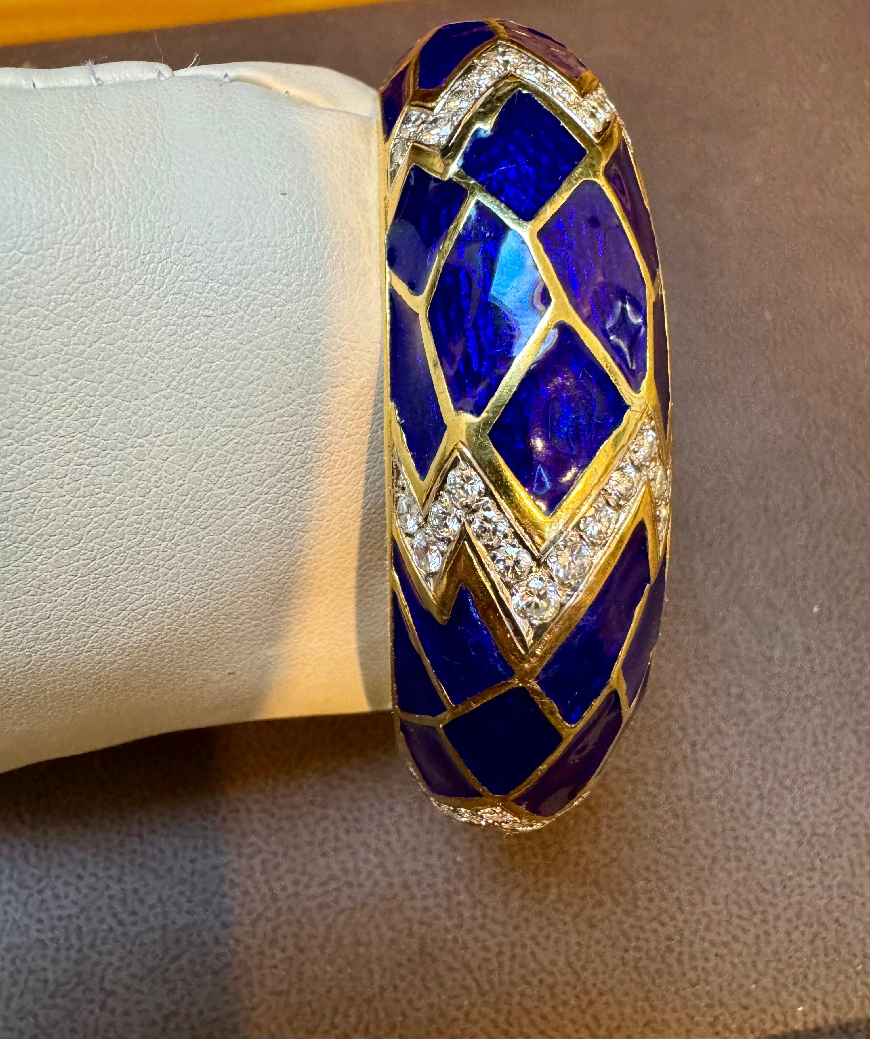 Bracelet jonc / bracelet en or jaune 18 carats, émail bleu et diamants 80 grammes en vente 8