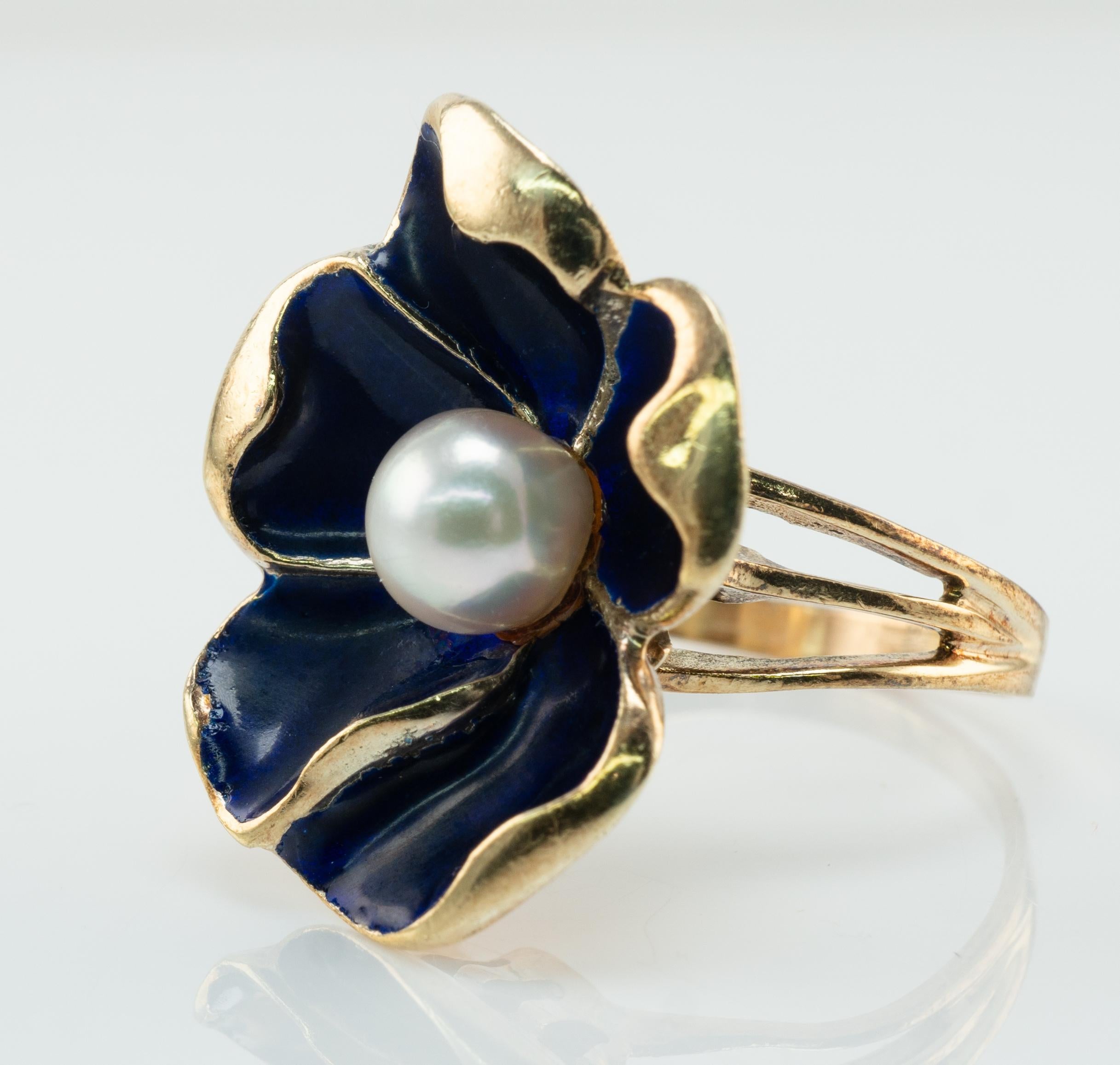Women's Blue Enamel Pearl Ring Flower 14k Gold Vintage For Sale