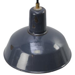 blaue Emaille Vintage Industrielle Fabrik-Pendelleuchten