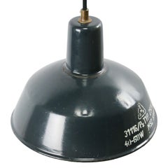 Lampe à suspension d'usine industrielle vintage en émail bleu