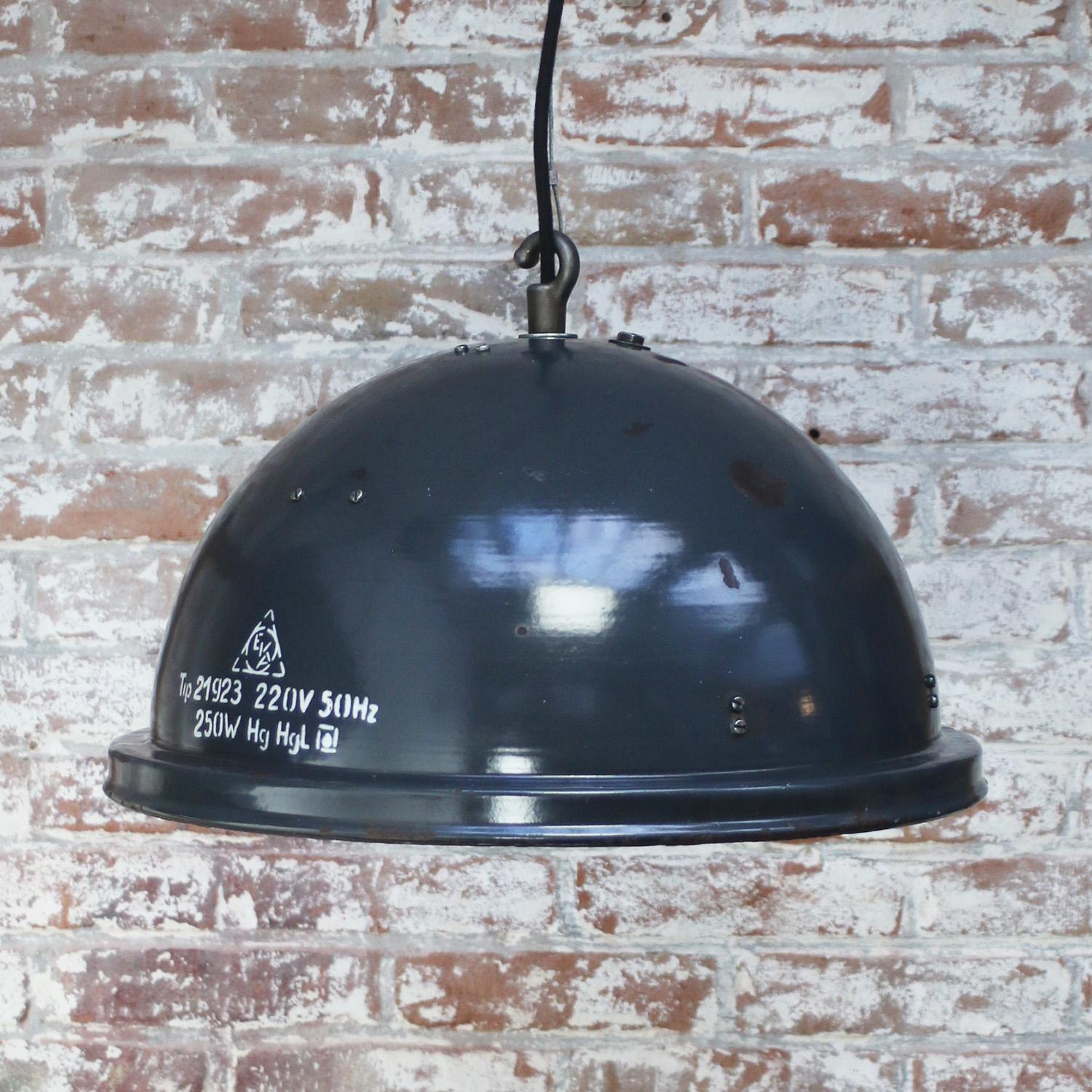 Blue Enamel Vintage Industrial Pendant Lamps In Good Condition For Sale In Amsterdam, NL