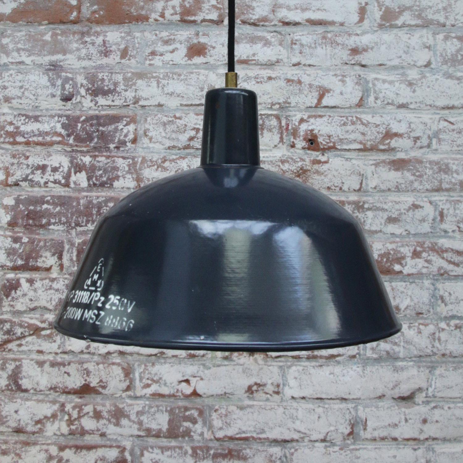 Blue Enamel Vintage Industrial Pendant Lights In Good Condition For Sale In Amsterdam, NL