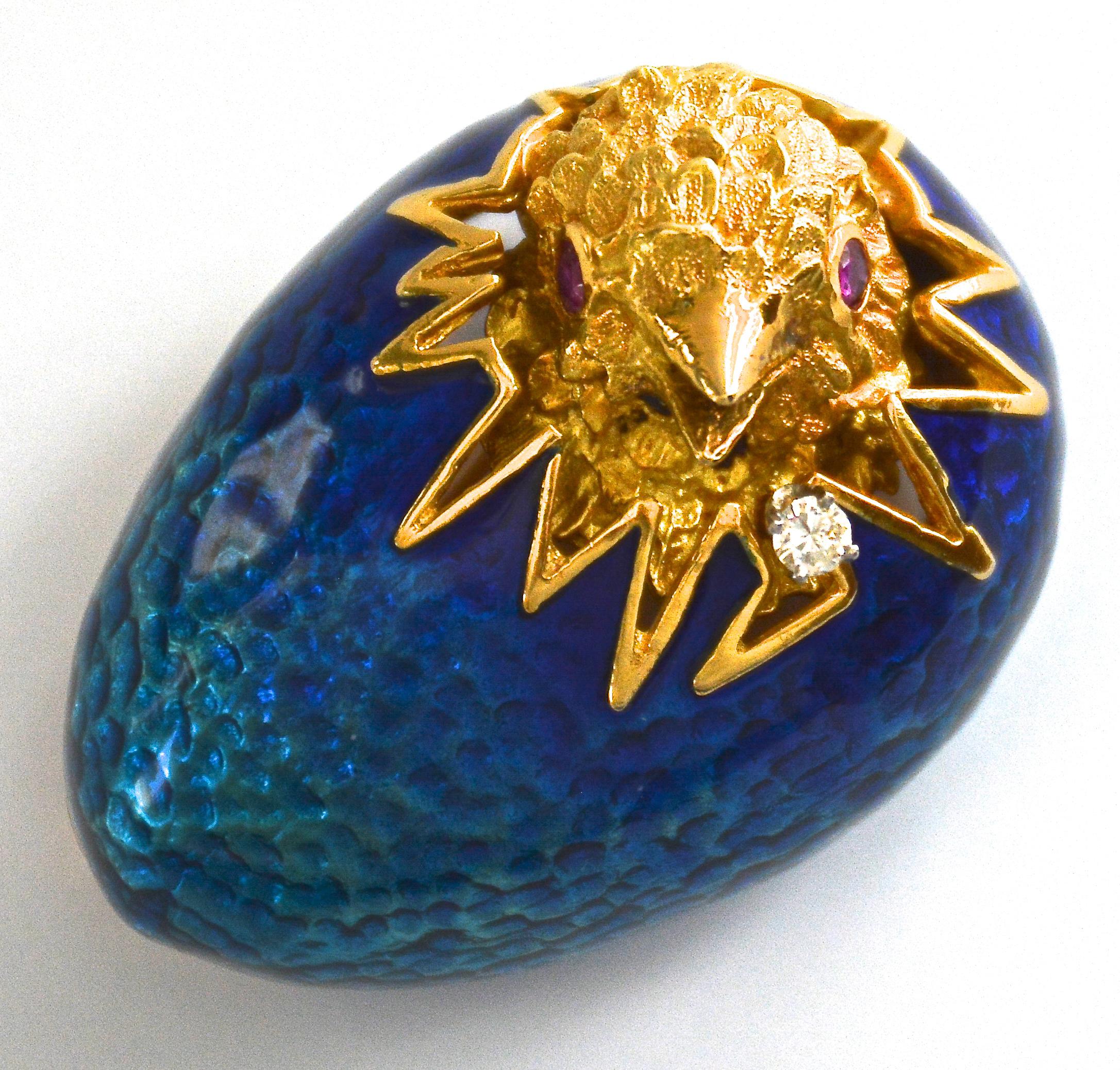 Blue Enameled 18k Egg Featuring a Hatching Chick with a Diamond and Ruby Eyes For Sale 2