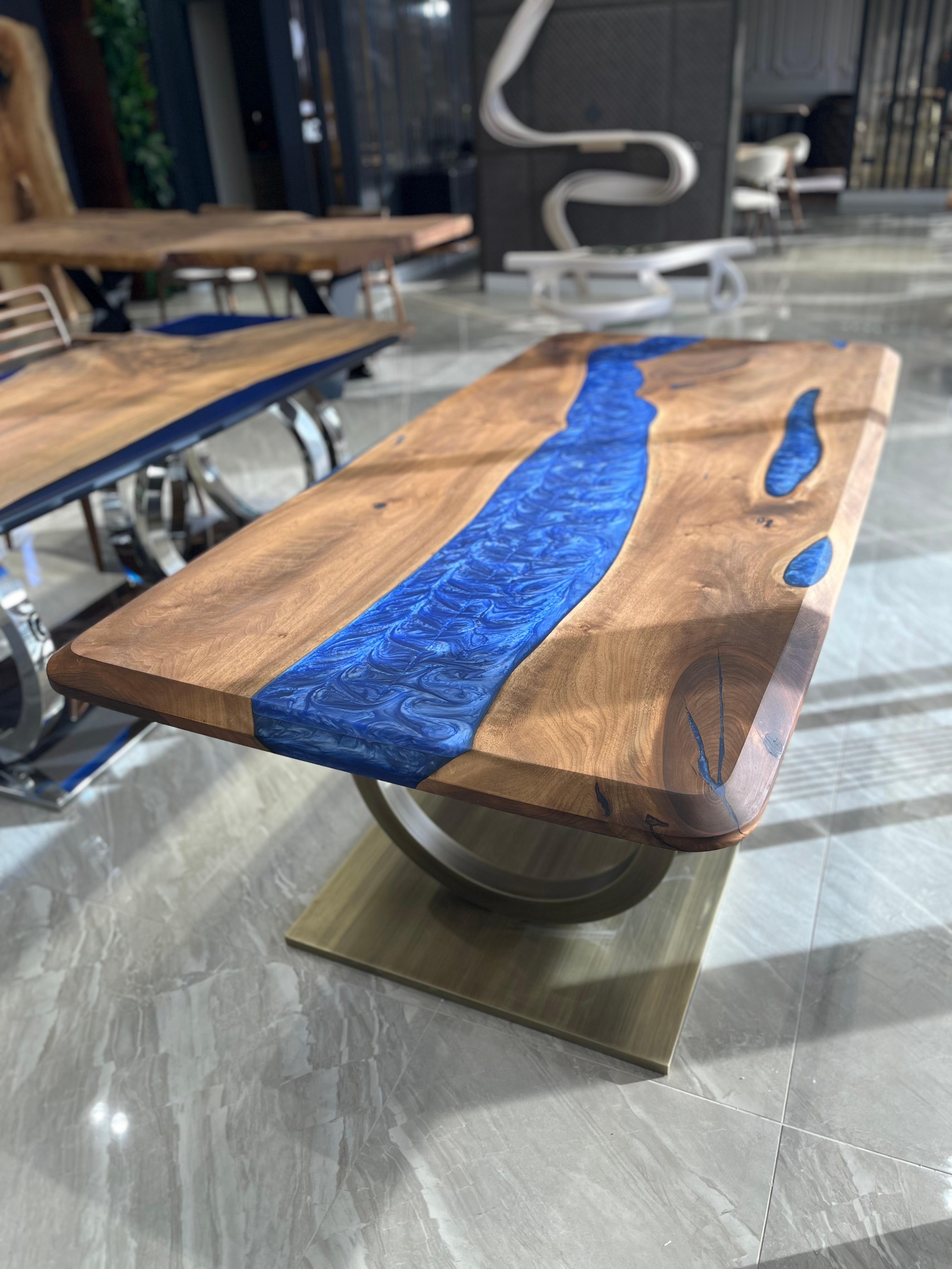 Blue Epoxy Resin Root Walnut Custom Dining Table In New Condition For Sale In İnegöl, TR