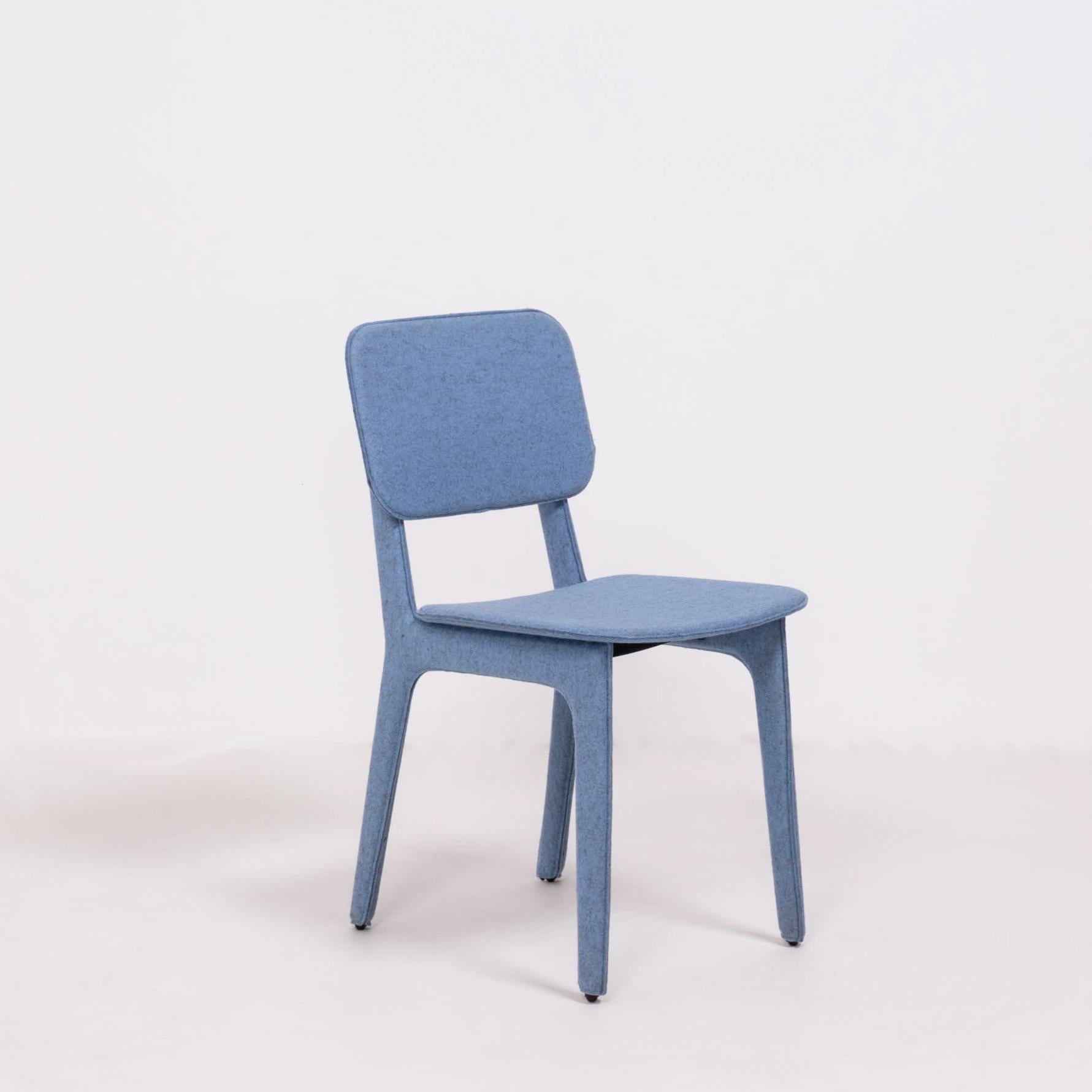 Ligne Roset by Delo Lindo Blue Felt Dining Chairs, Set of 6 In Good Condition In Basildon, London