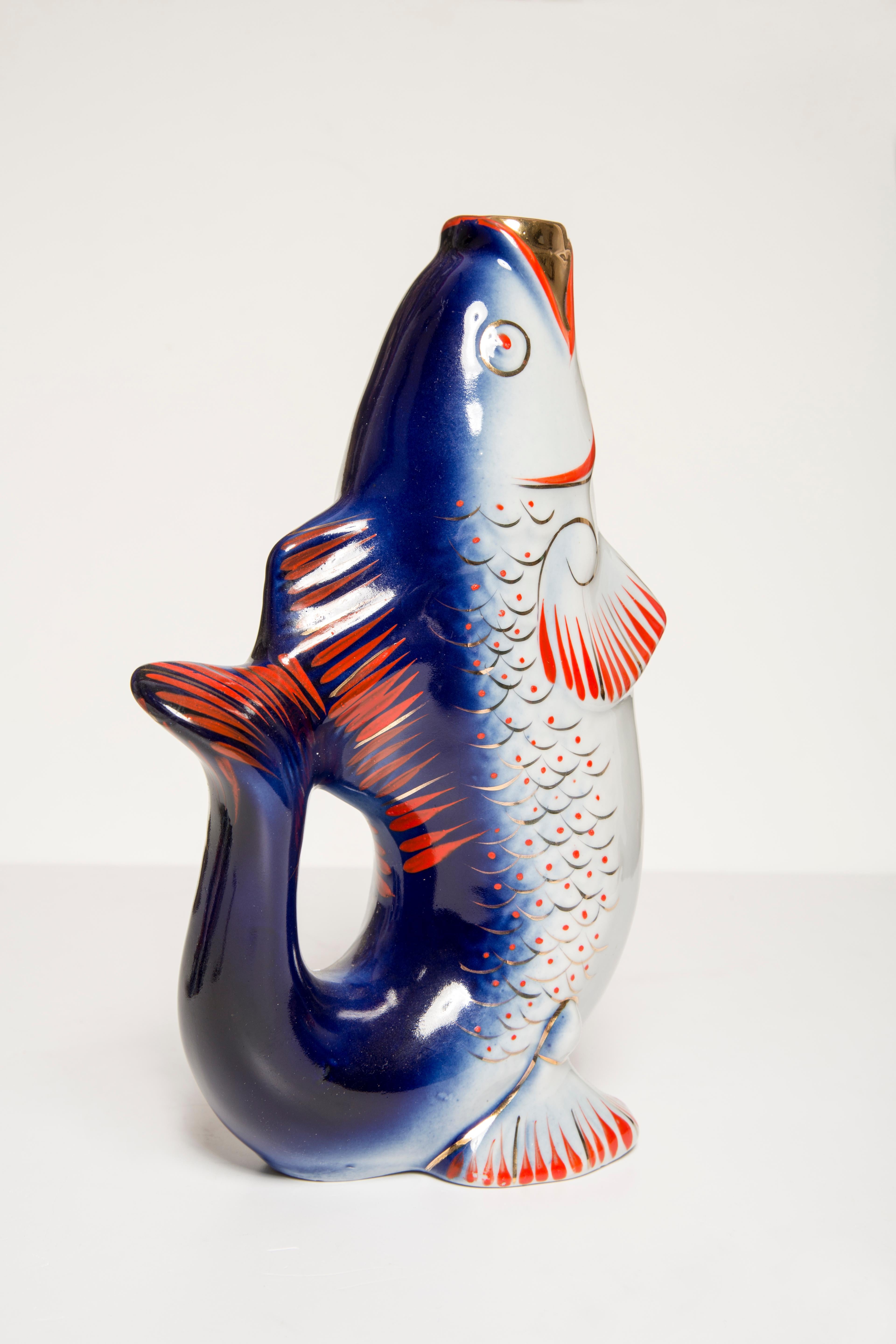 Blue Fish Glass Decanter and Glasses, 20th Century, Europe, 1960s For Sale 10