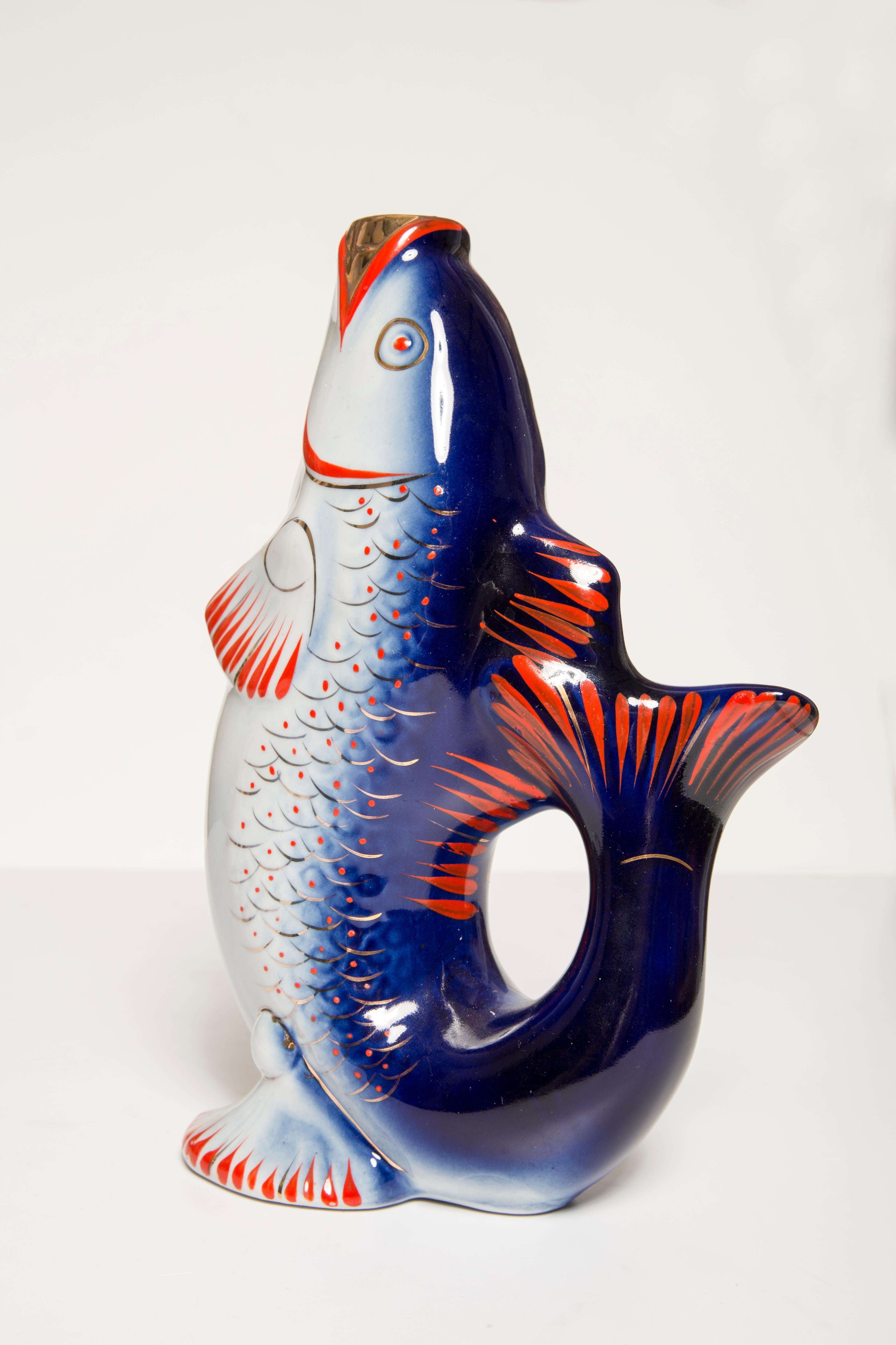 Blue Fish Glass Decanter and Glasses, 20th Century, Europe, 1960s For Sale 12