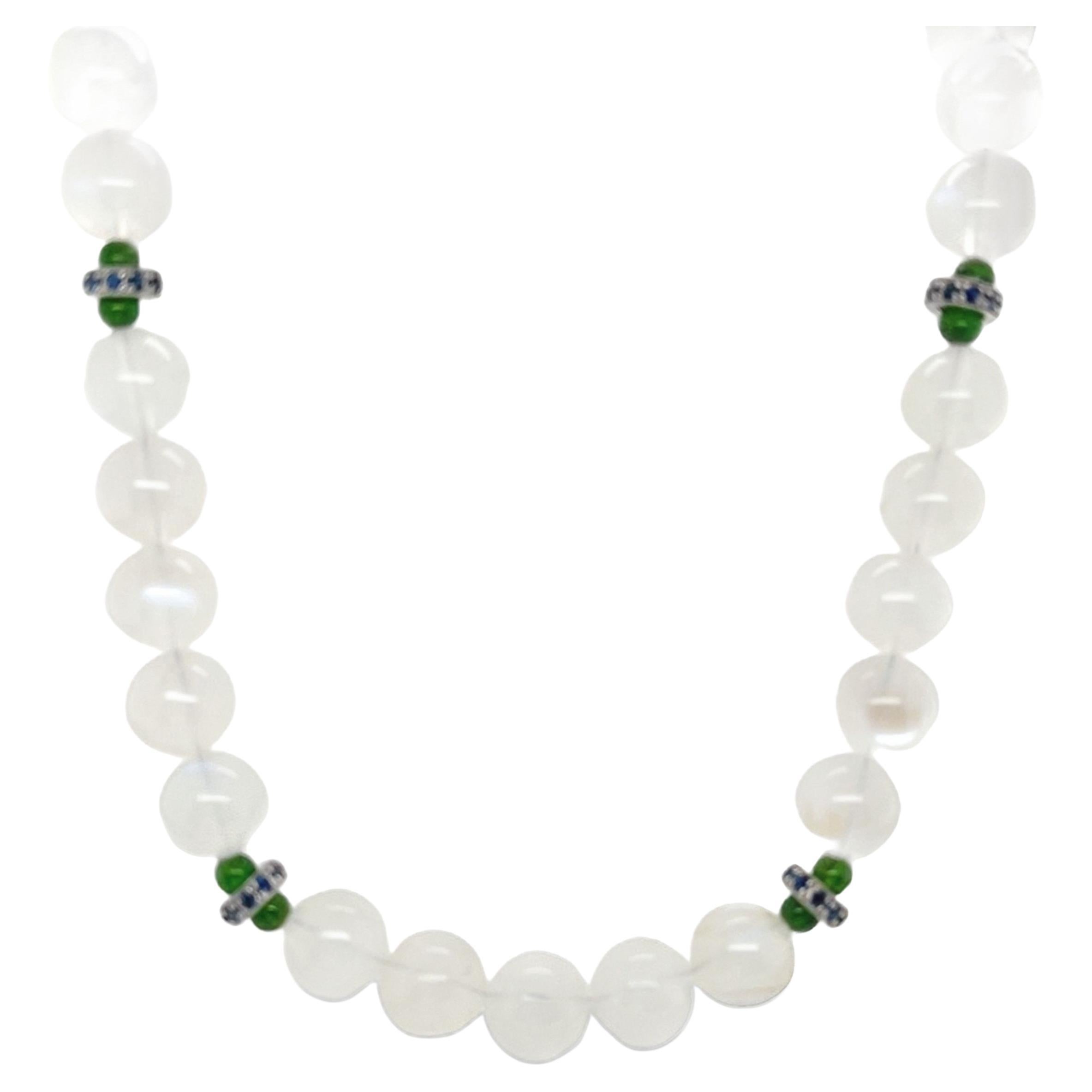 Collana con perline in oro, pietra di luna blu, diopside di cromo e zaffiro blu